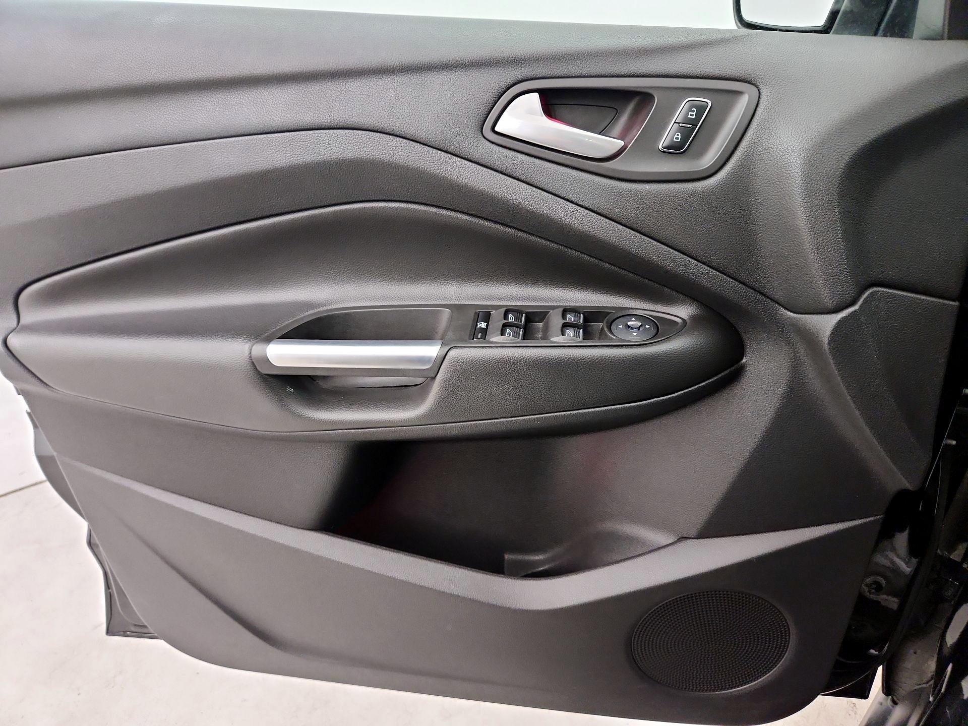 Thumbnail: 2014 Ford C-Max - 12