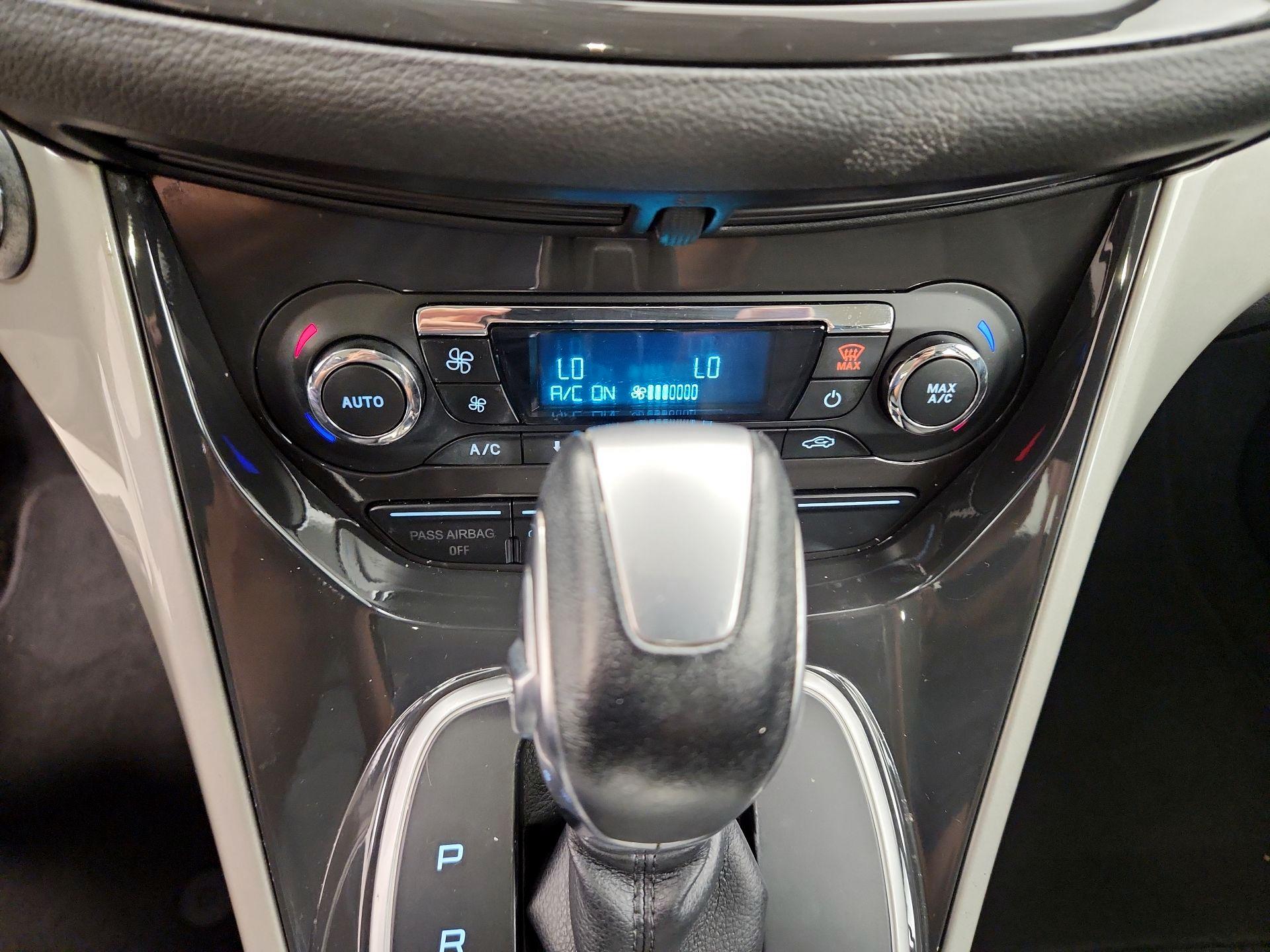 Thumbnail: 2014 Ford C-Max - 15