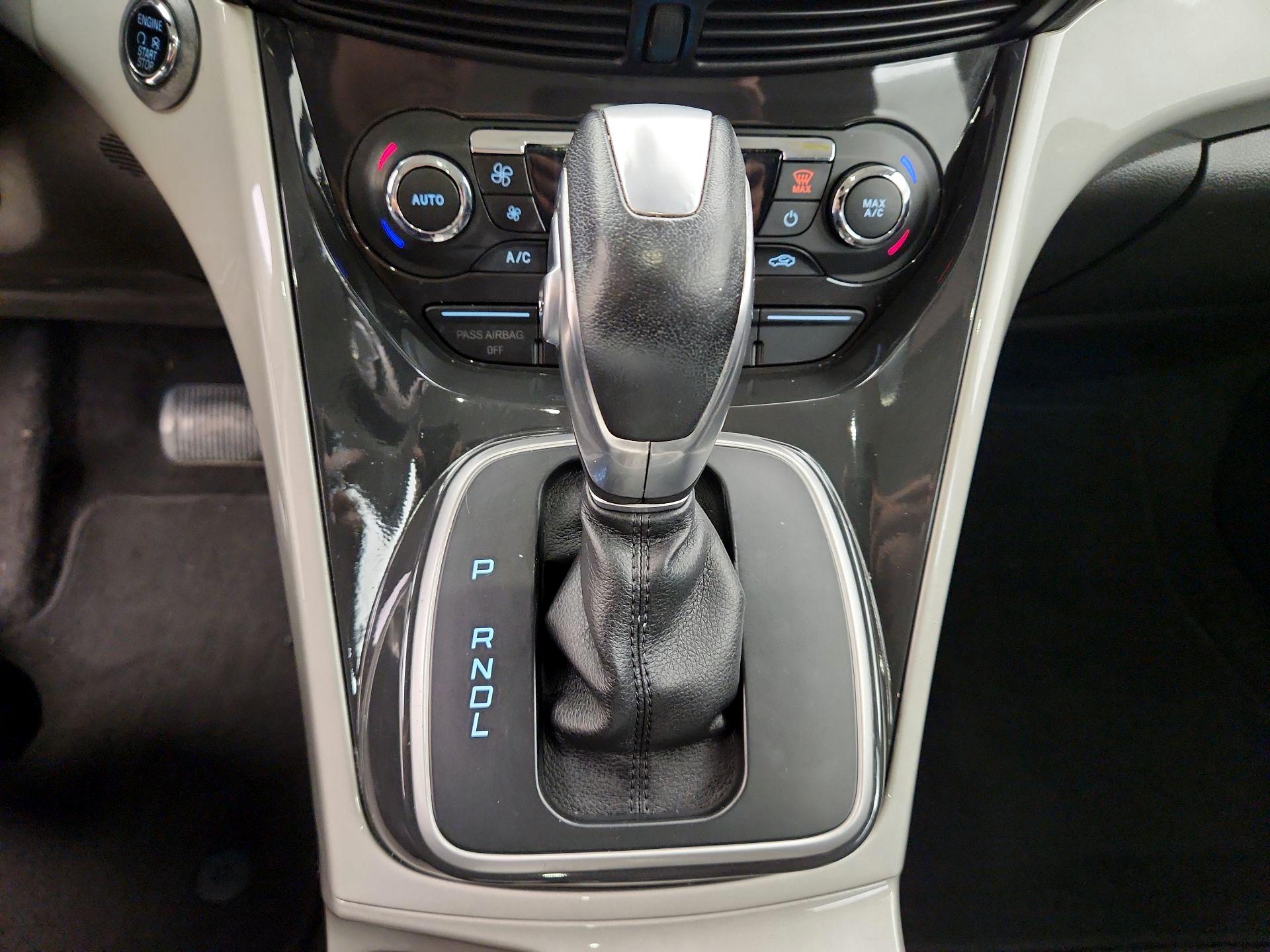 Thumbnail: 2014 Ford C-Max - 16