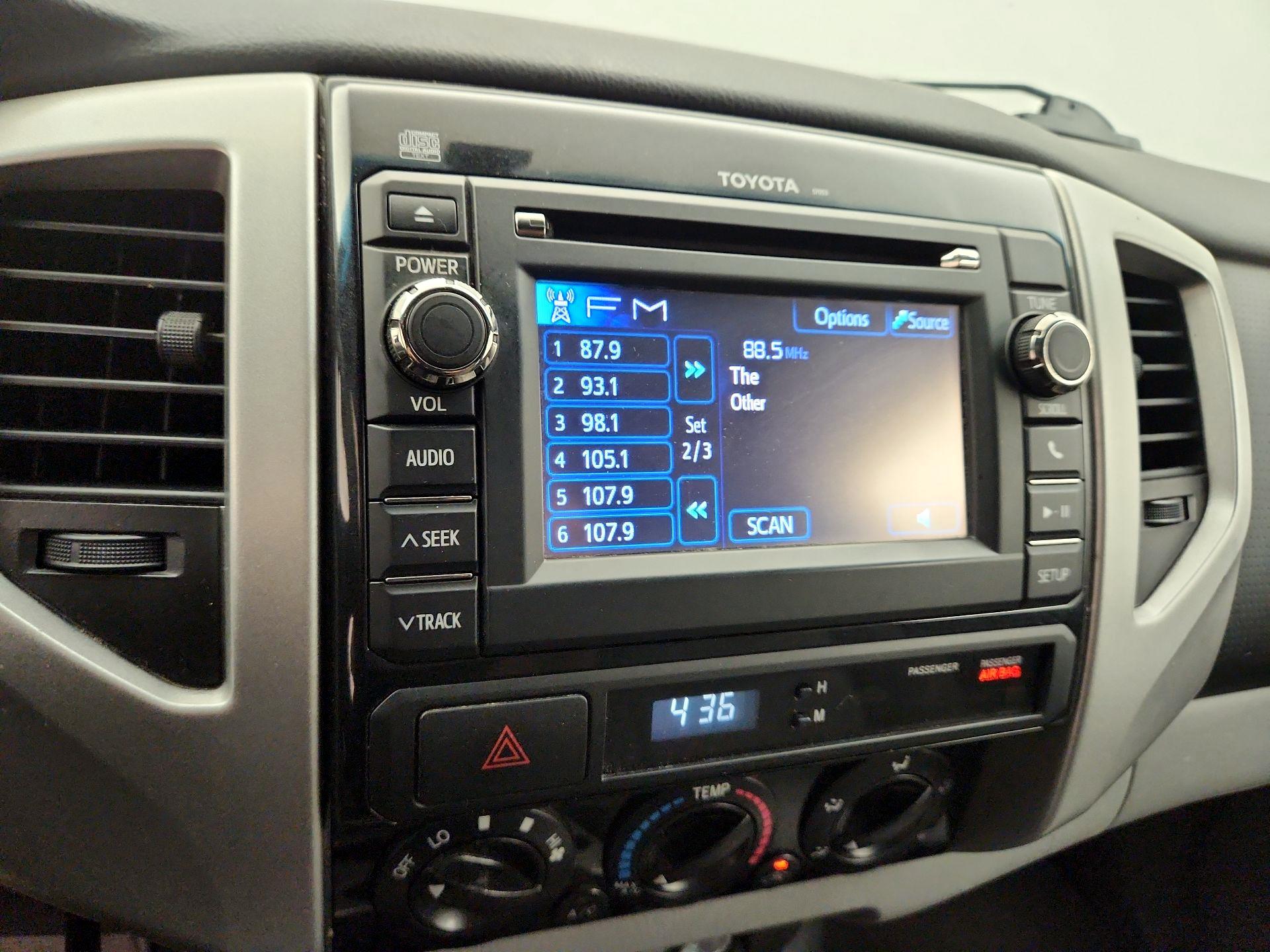 Thumbnail: 2013 Toyota Tacoma - 15