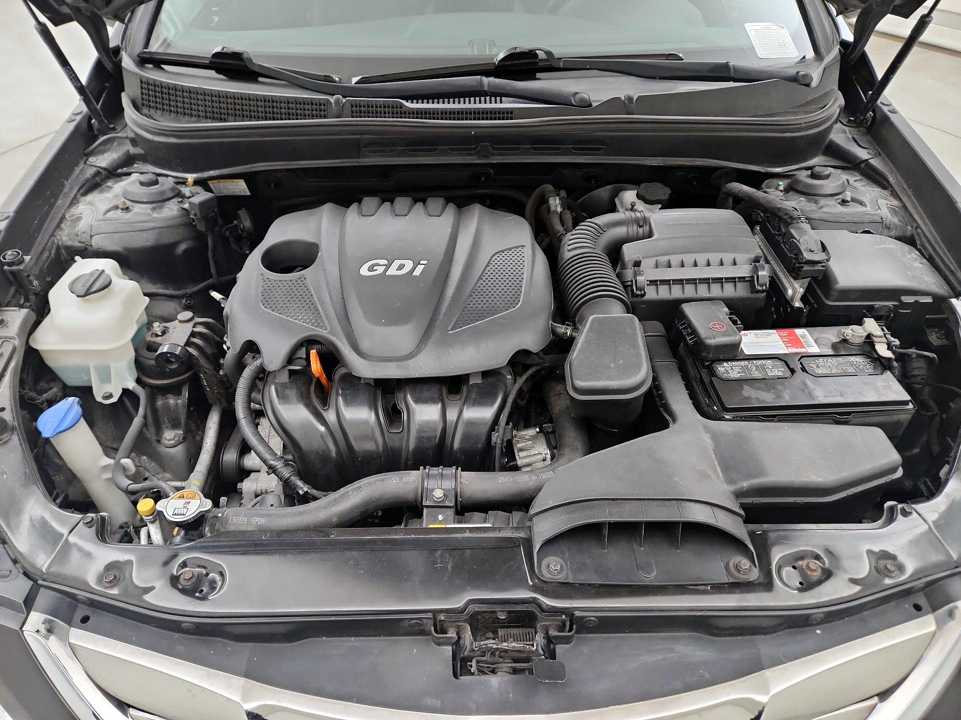 Thumbnail: 2013 Hyundai Sonata - 20