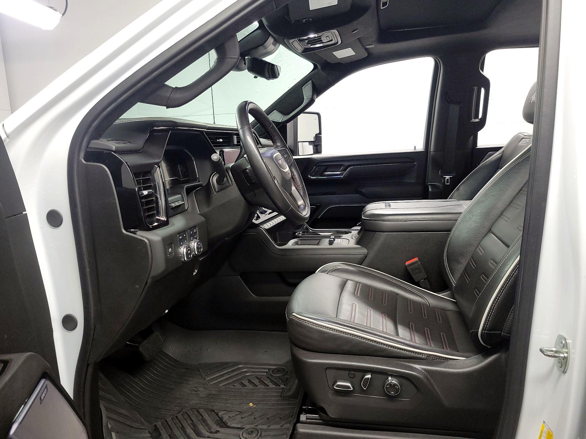 Thumbnail: 2024 GMC Sierra 2500 - 11