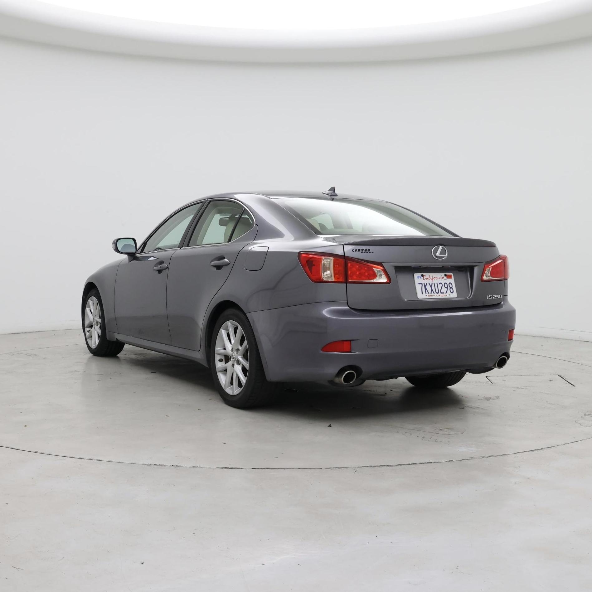 Thumbnail: 2013 Lexus IS - 2