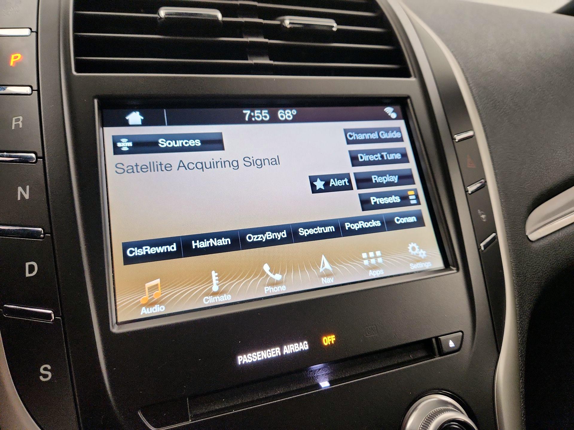 Thumbnail: 2016 Lincoln MKC - 16