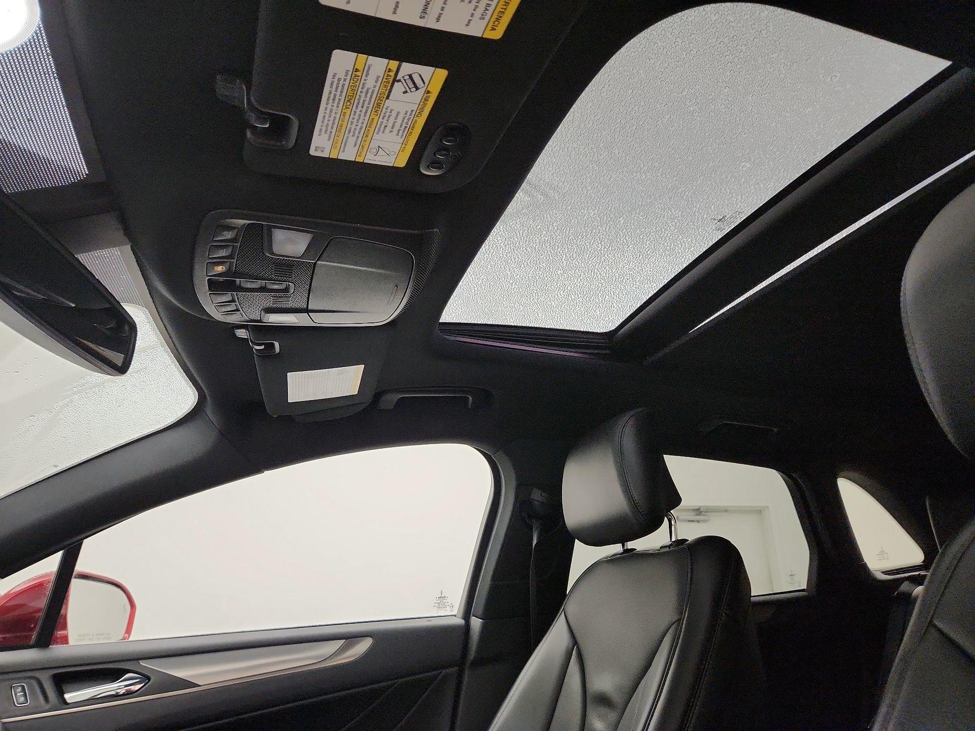 Thumbnail: 2016 Lincoln MKC - 20
