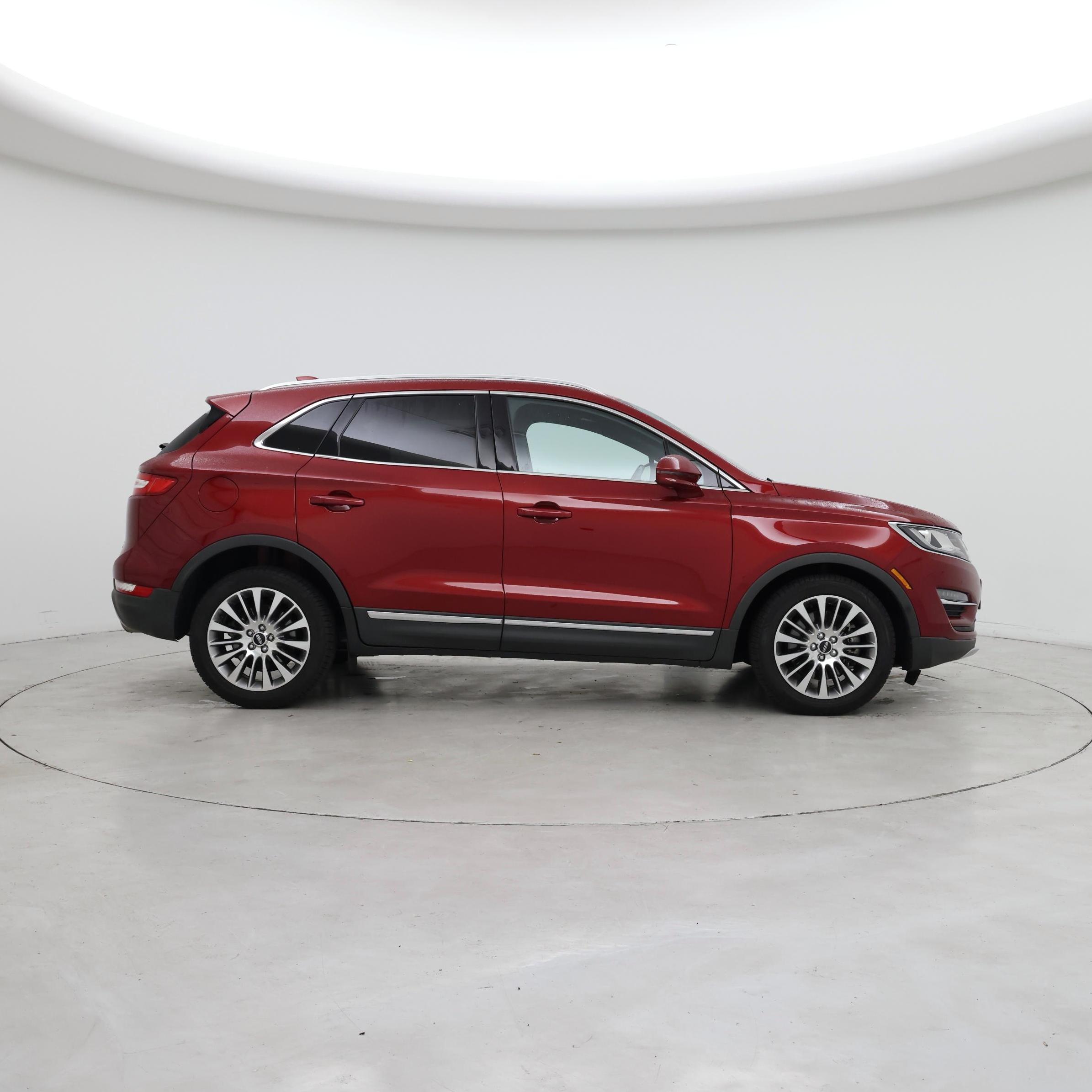 Thumbnail: 2016 Lincoln MKC - 7