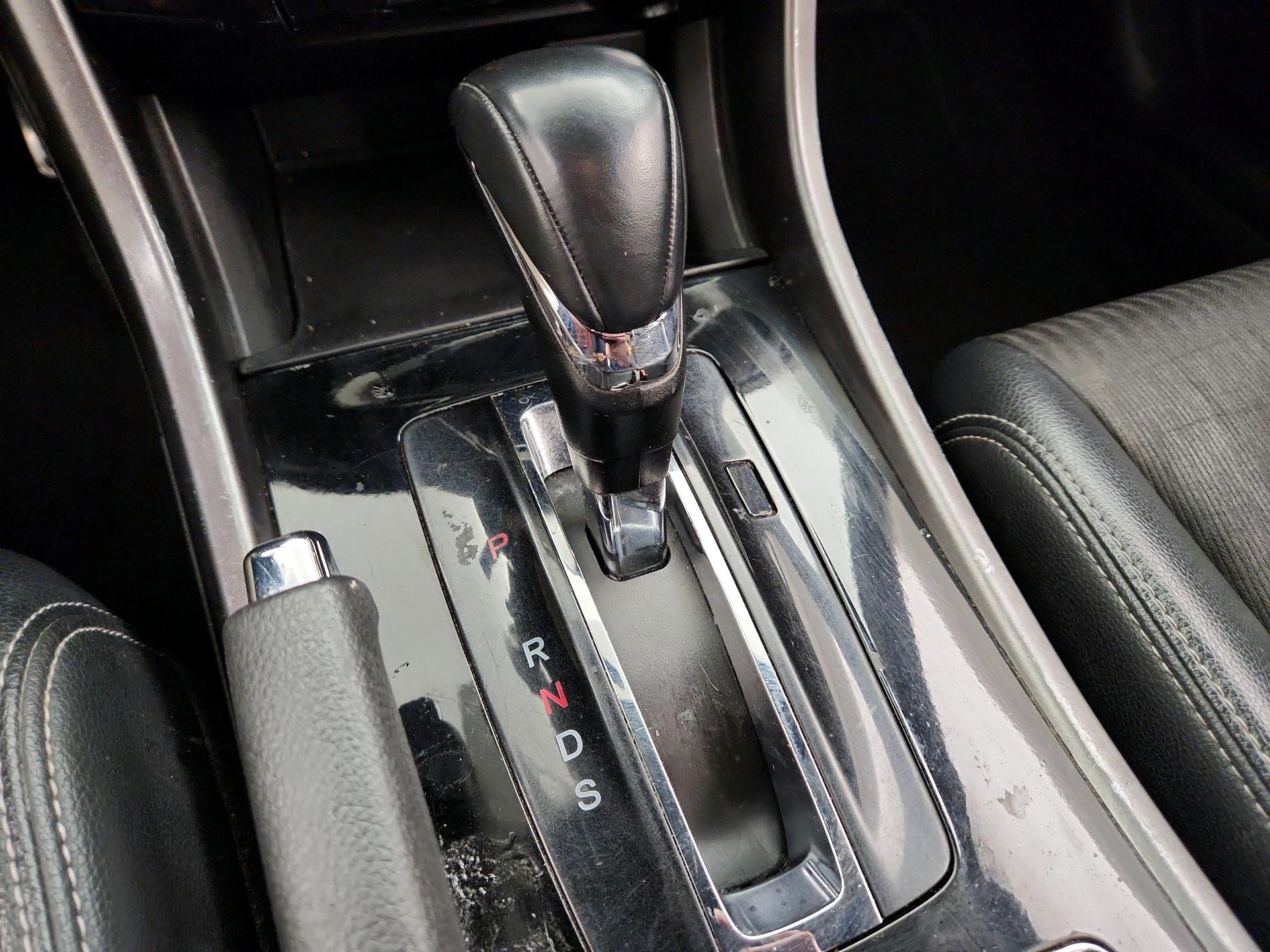 Thumbnail: 2016 Honda Accord - 17