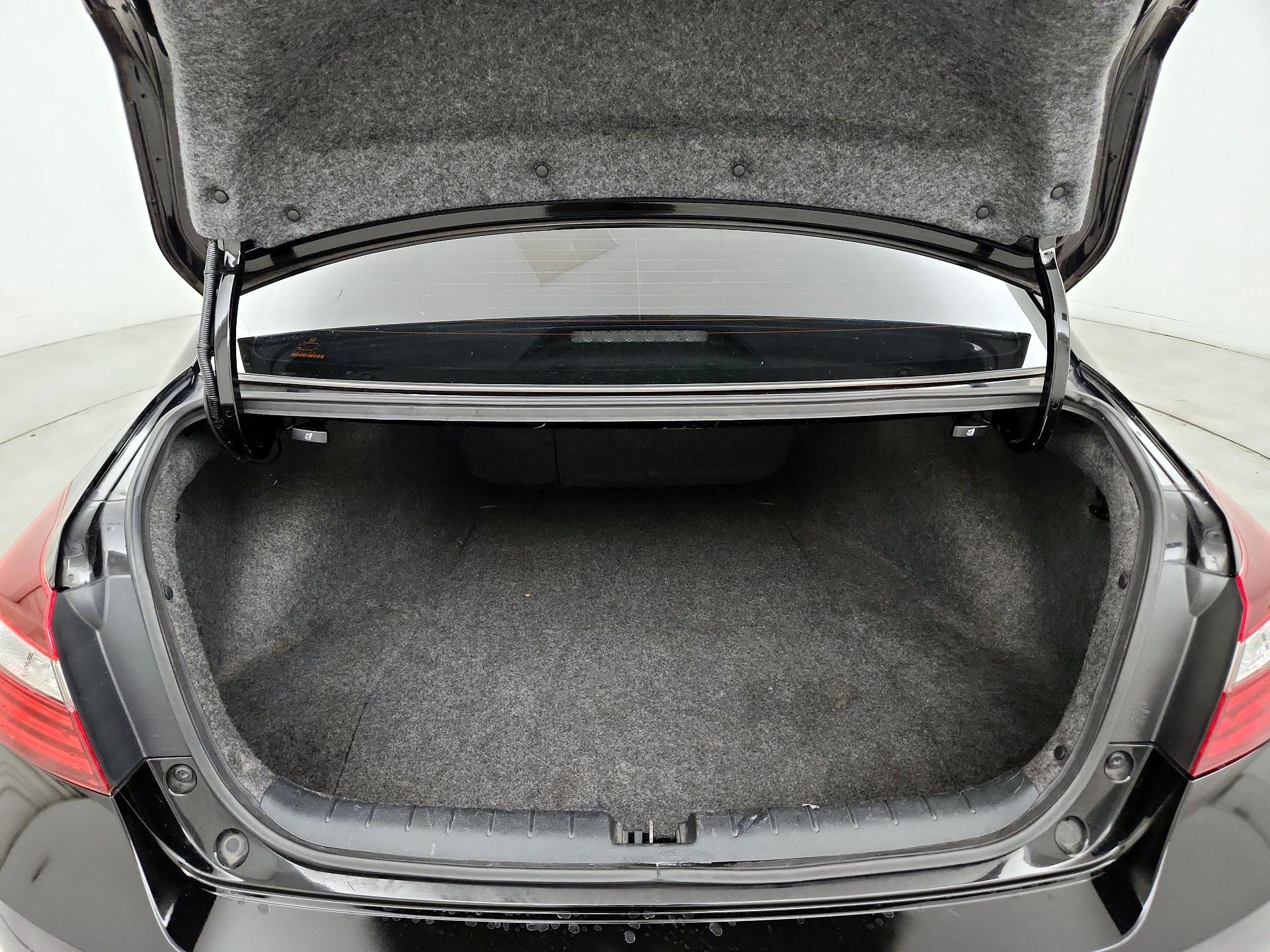 Thumbnail: 2016 Honda Accord - 20