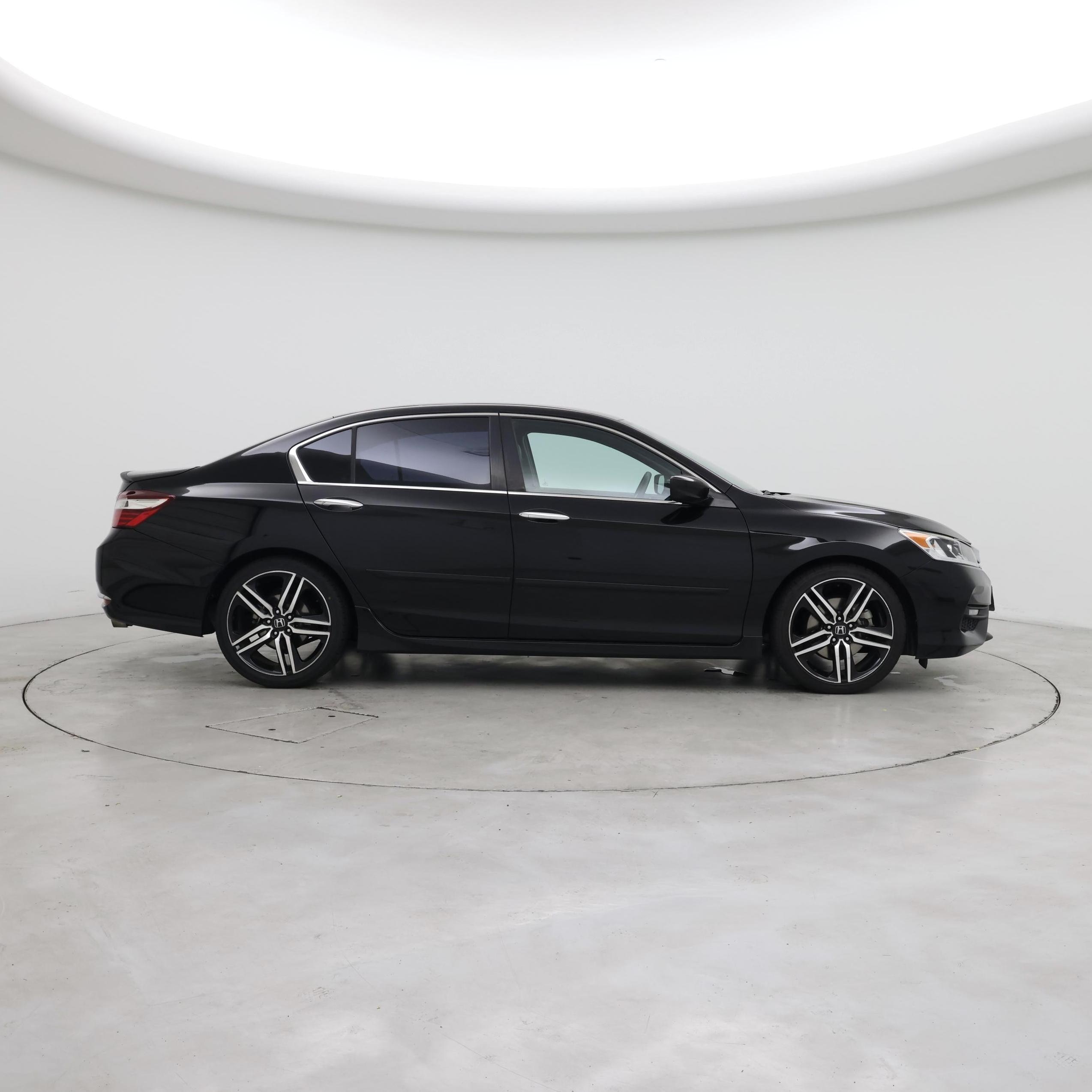 Thumbnail: 2016 Honda Accord - 7