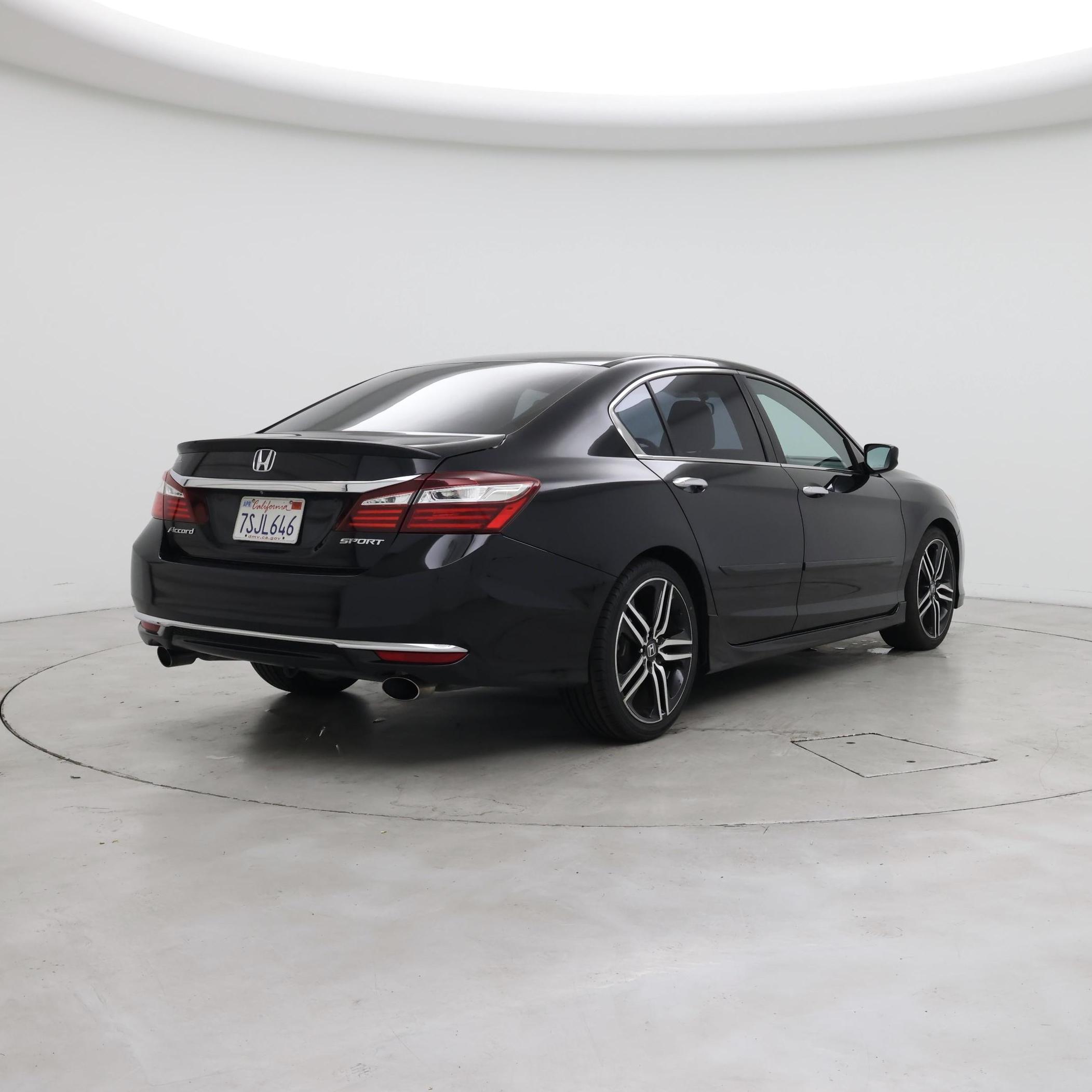 Thumbnail: 2016 Honda Accord - 8