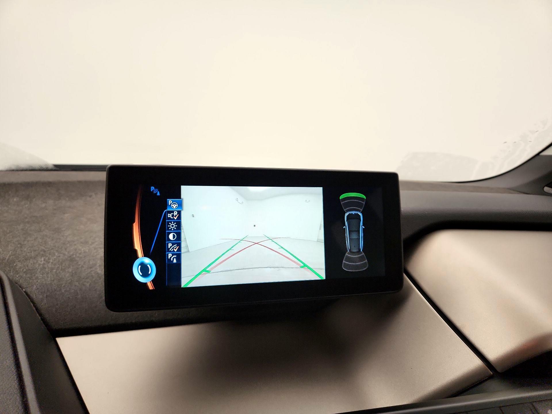Thumbnail: 2016 BMW i3 - 15