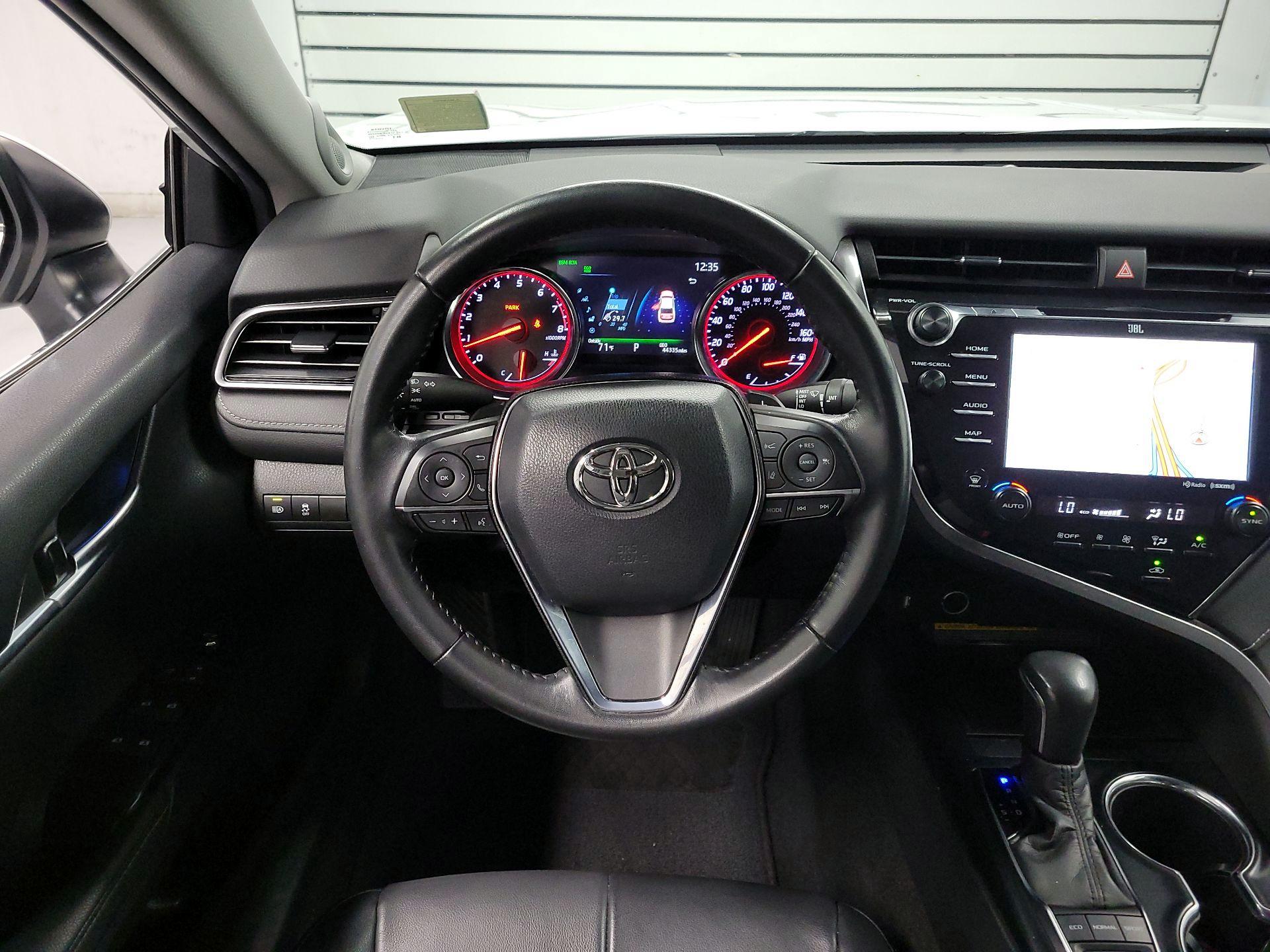 Thumbnail: 2019 Toyota Camry - 10