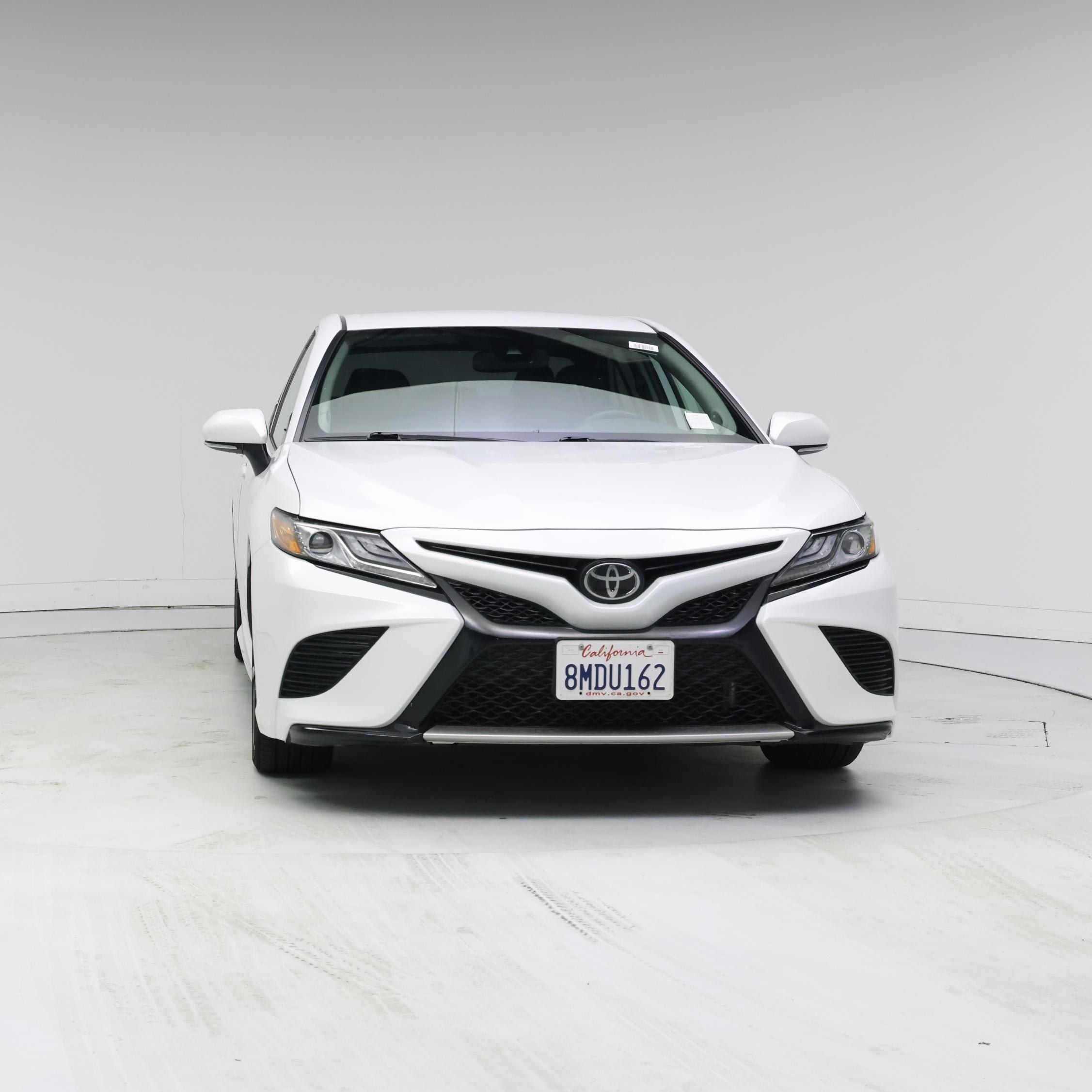 Thumbnail: 2019 Toyota Camry - 5