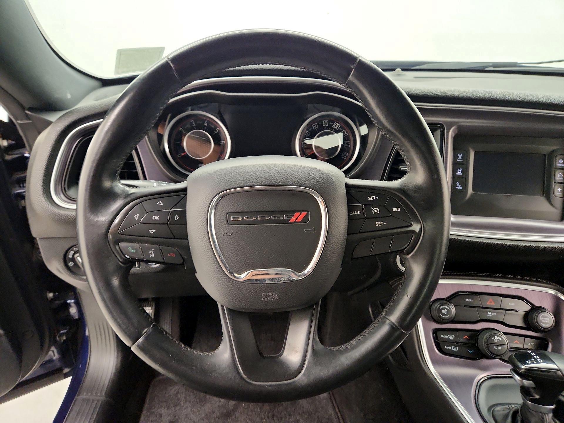 Thumbnail: 2015 Dodge Challenger - 10