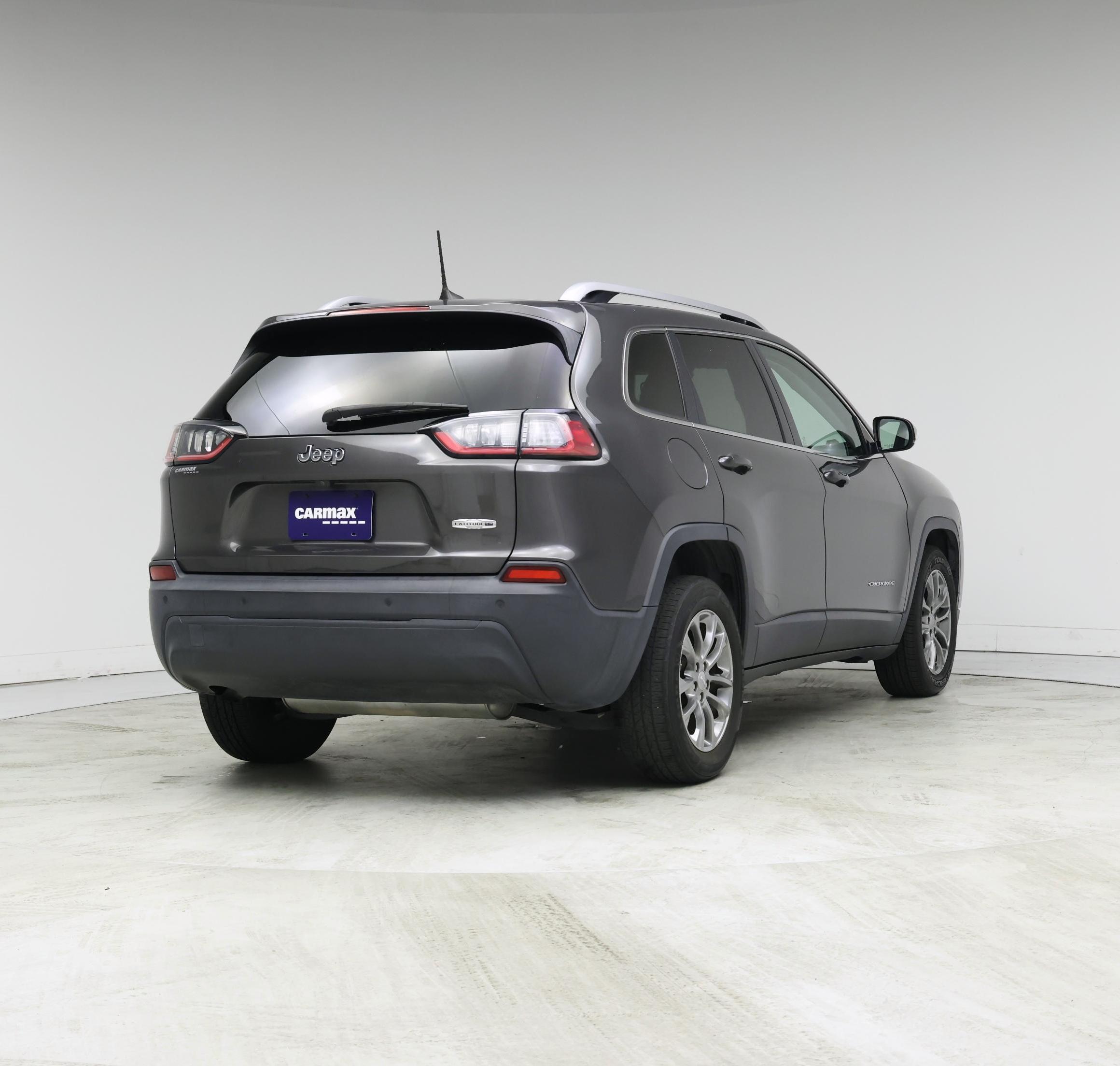 Thumbnail: 2019 Jeep Cherokee - 8