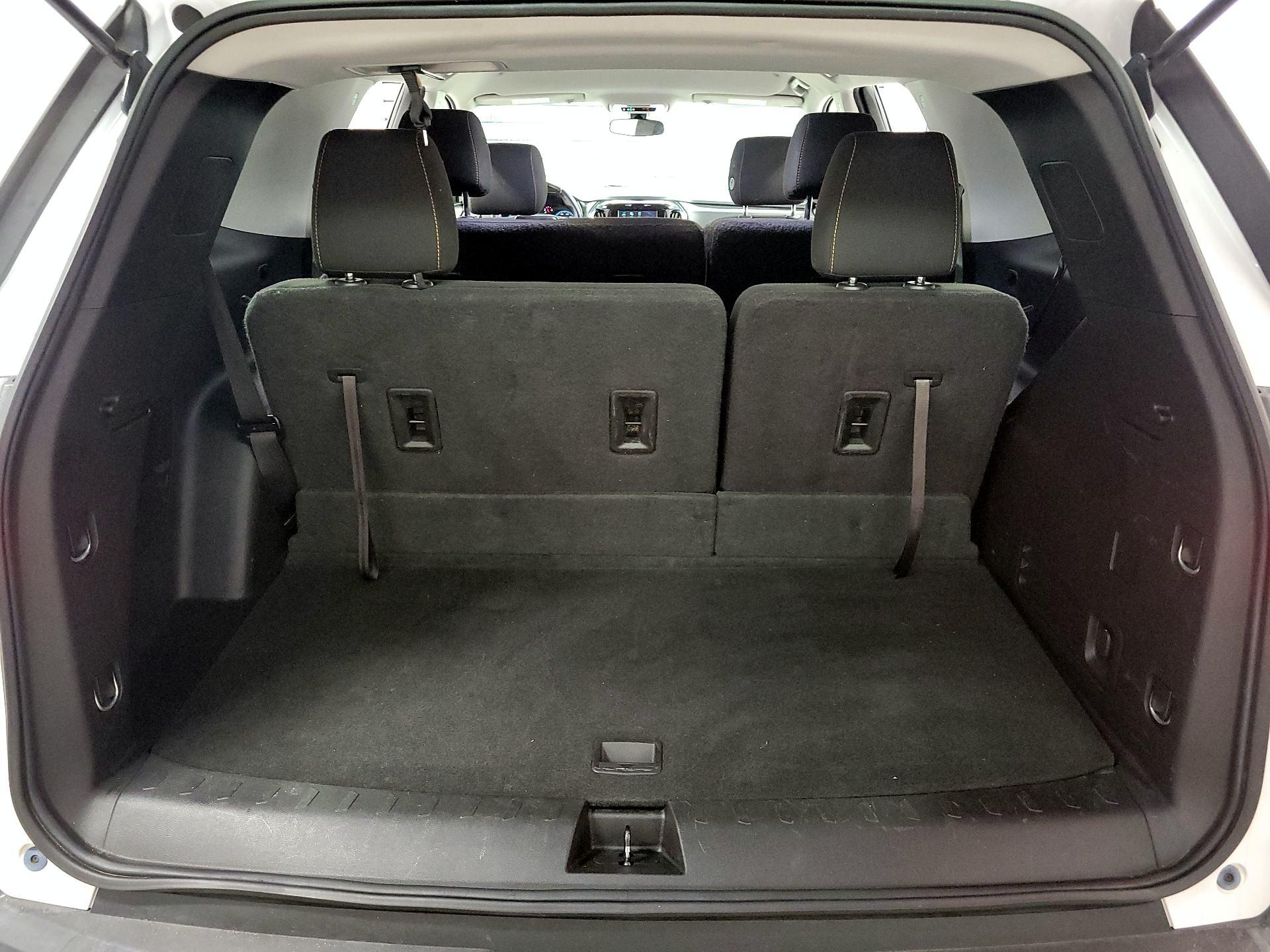 Thumbnail: 2019 Chevrolet Traverse - 19