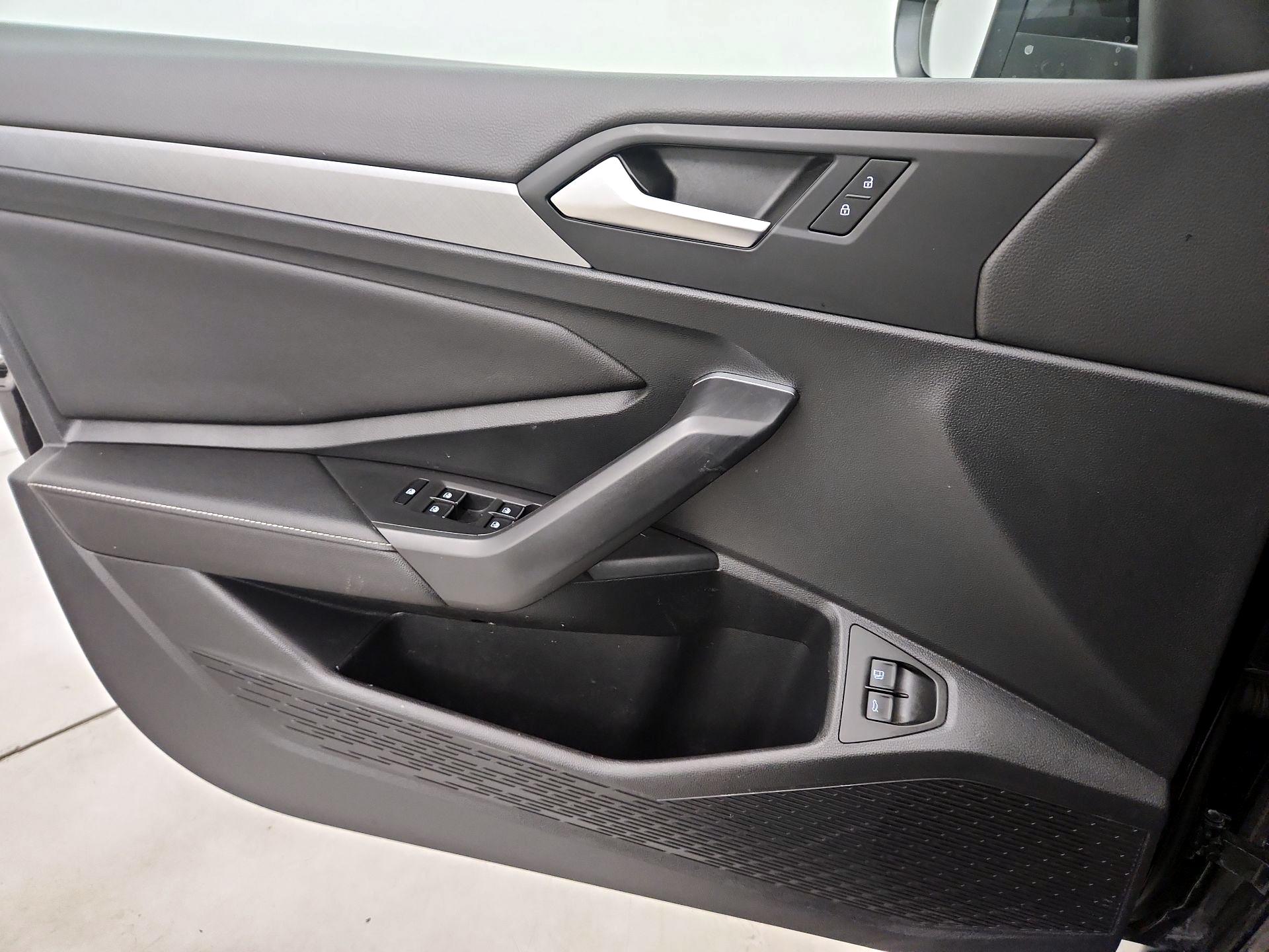 Thumbnail: 2022 Volkswagen Jetta - 12