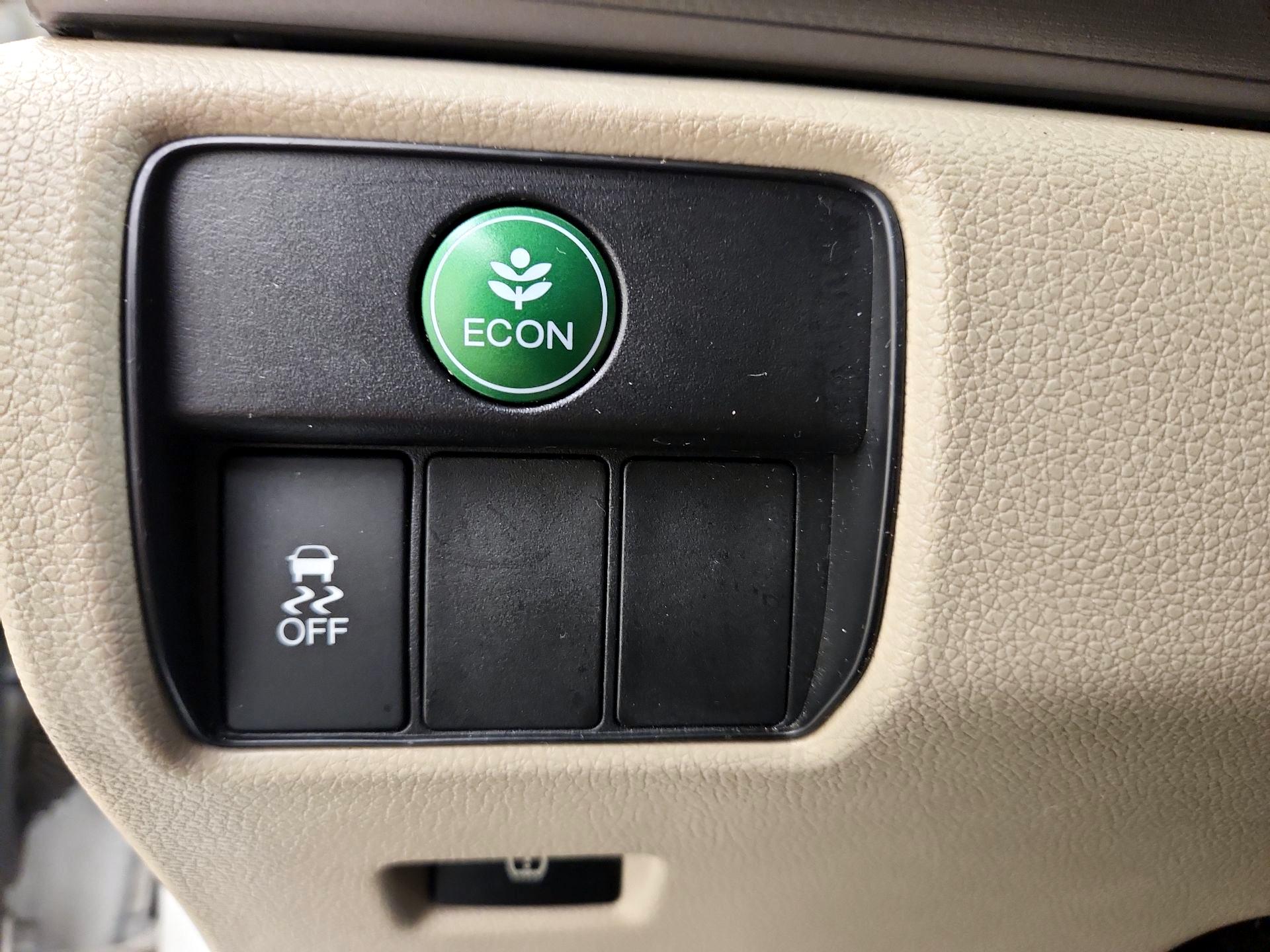 Thumbnail: 2013 Honda Accord - 13