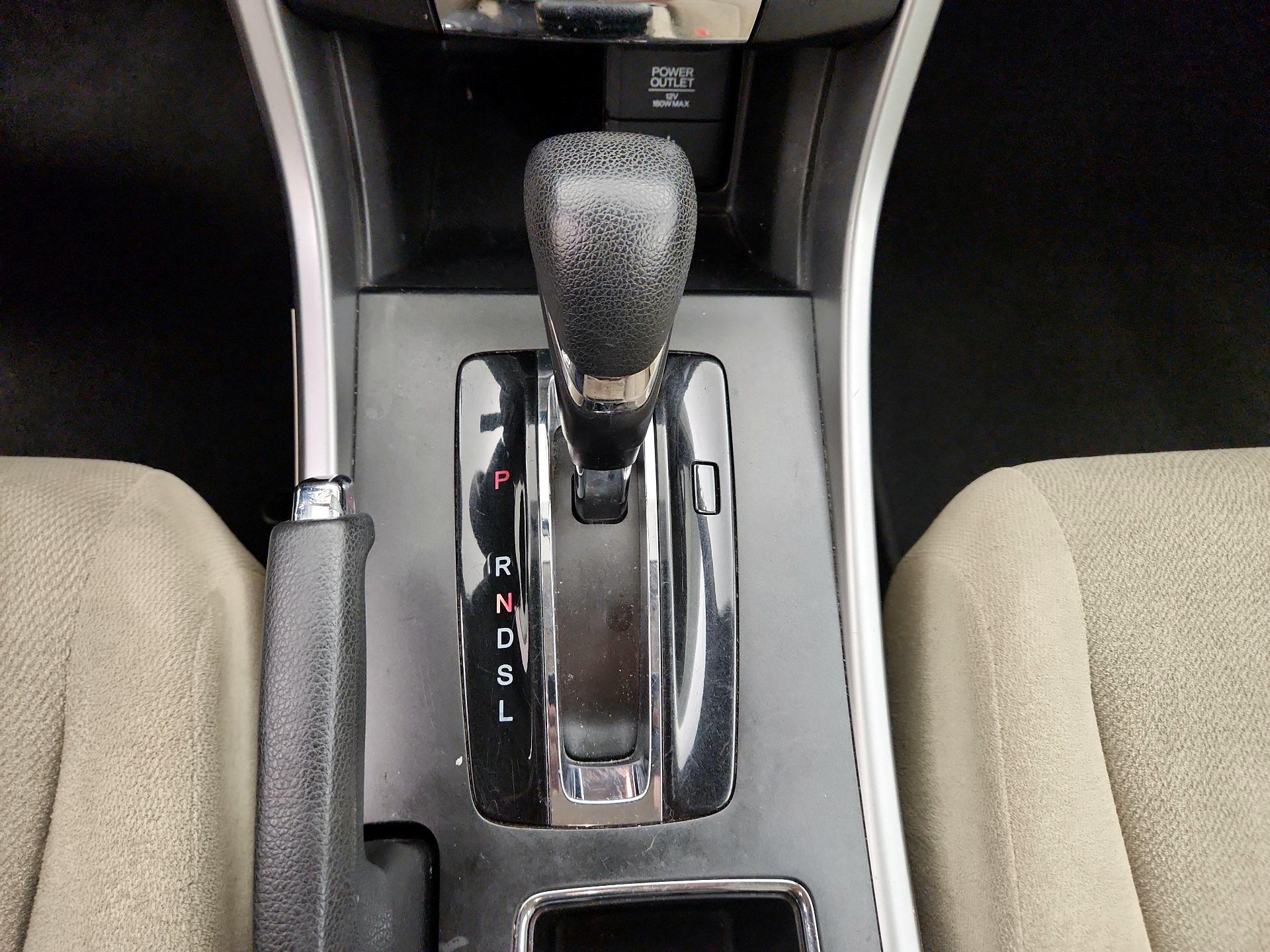 Thumbnail: 2013 Honda Accord - 17