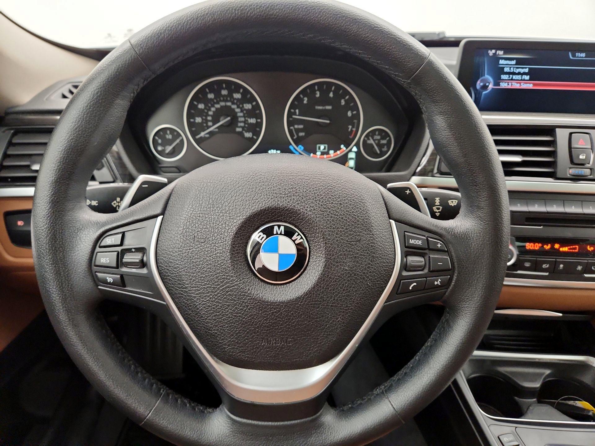 Thumbnail: 2015 BMW 3 Series - 10