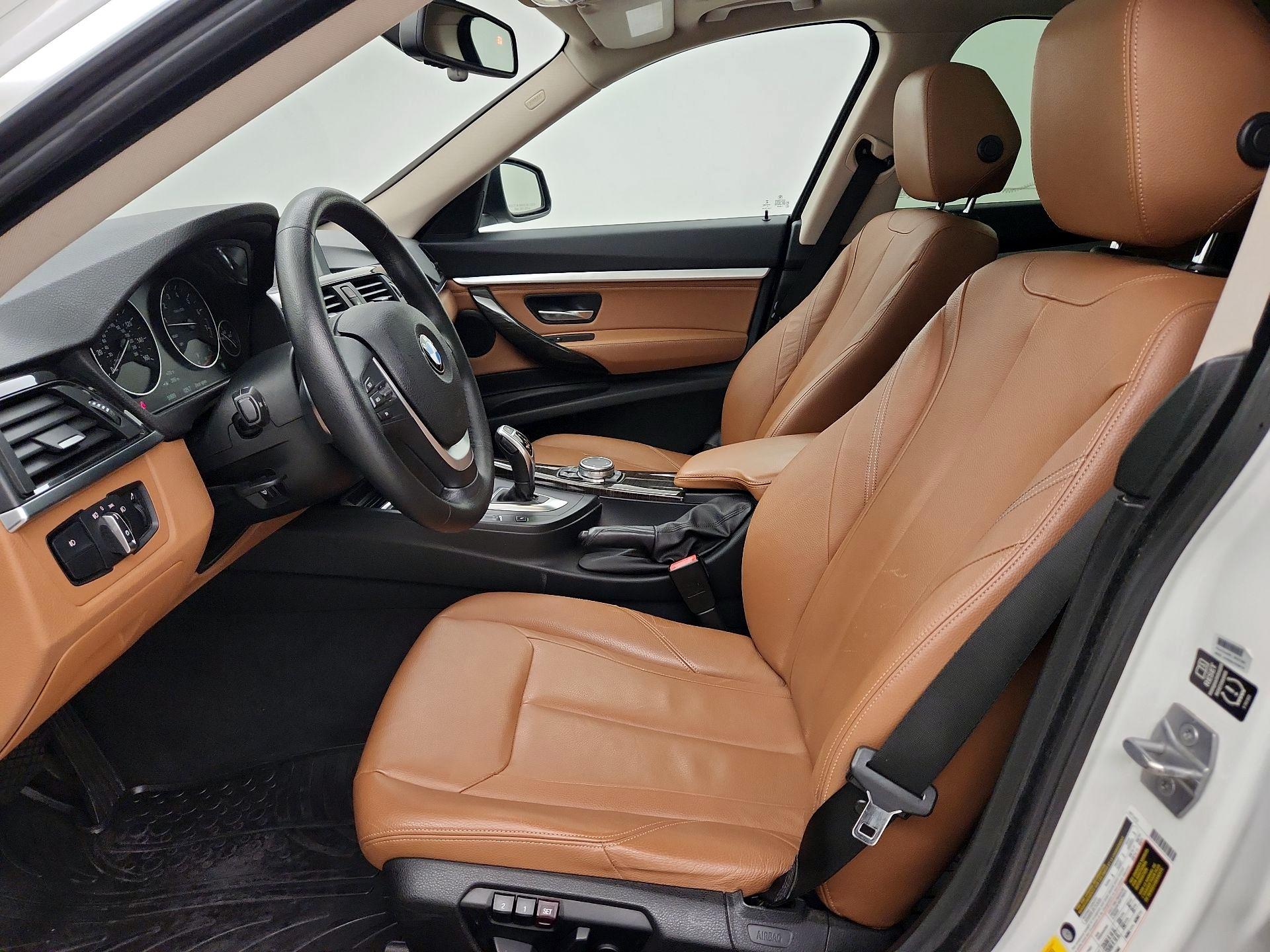 Thumbnail: 2015 BMW 3 Series - 11