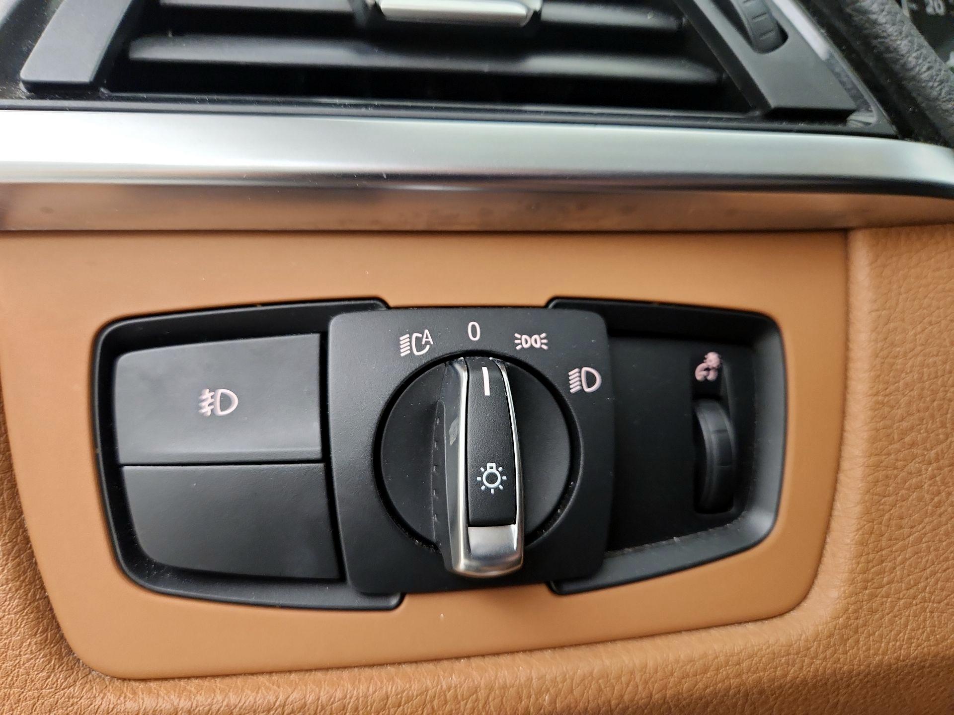 Thumbnail: 2015 BMW 3 Series - 13