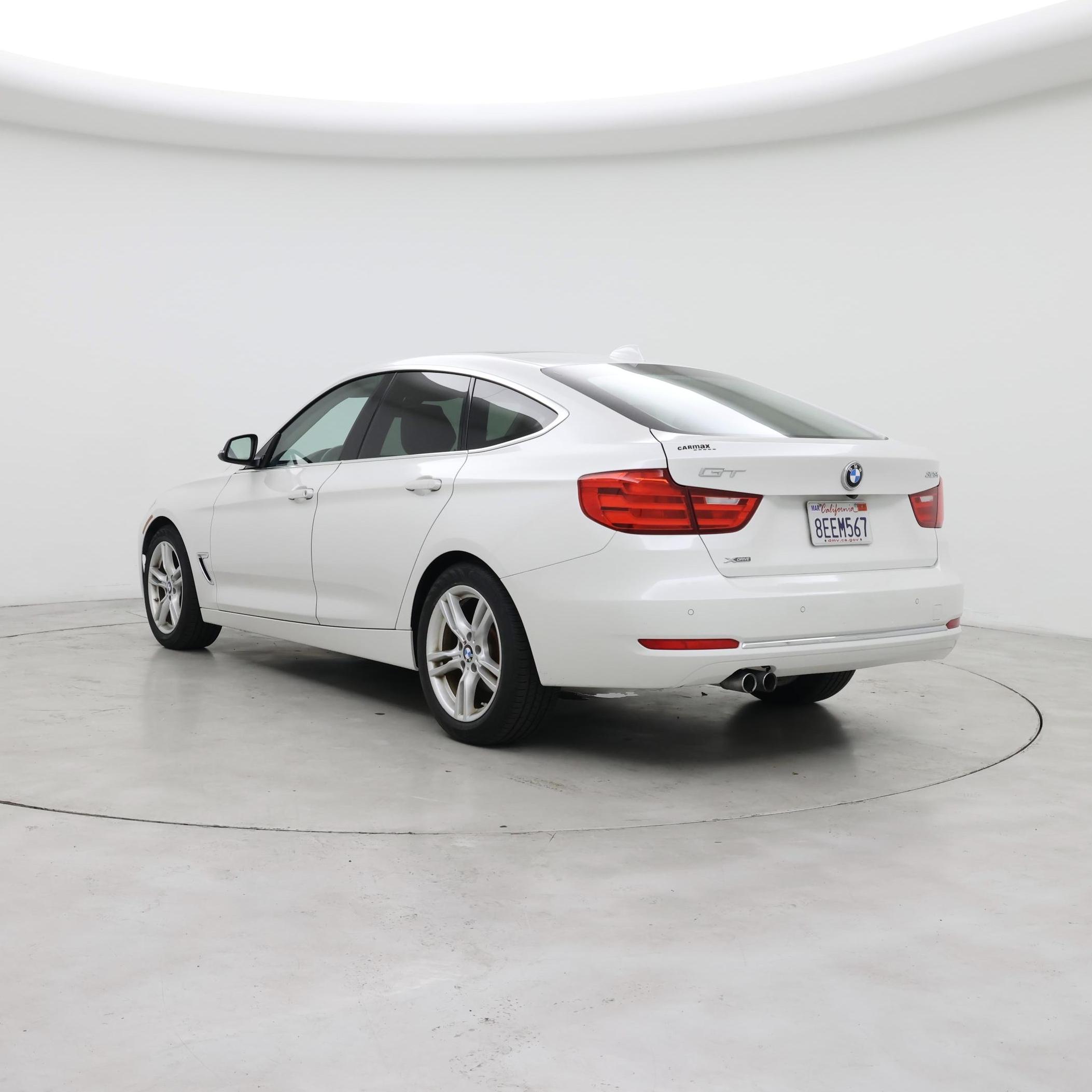 Thumbnail: 2015 BMW 3 Series - 2