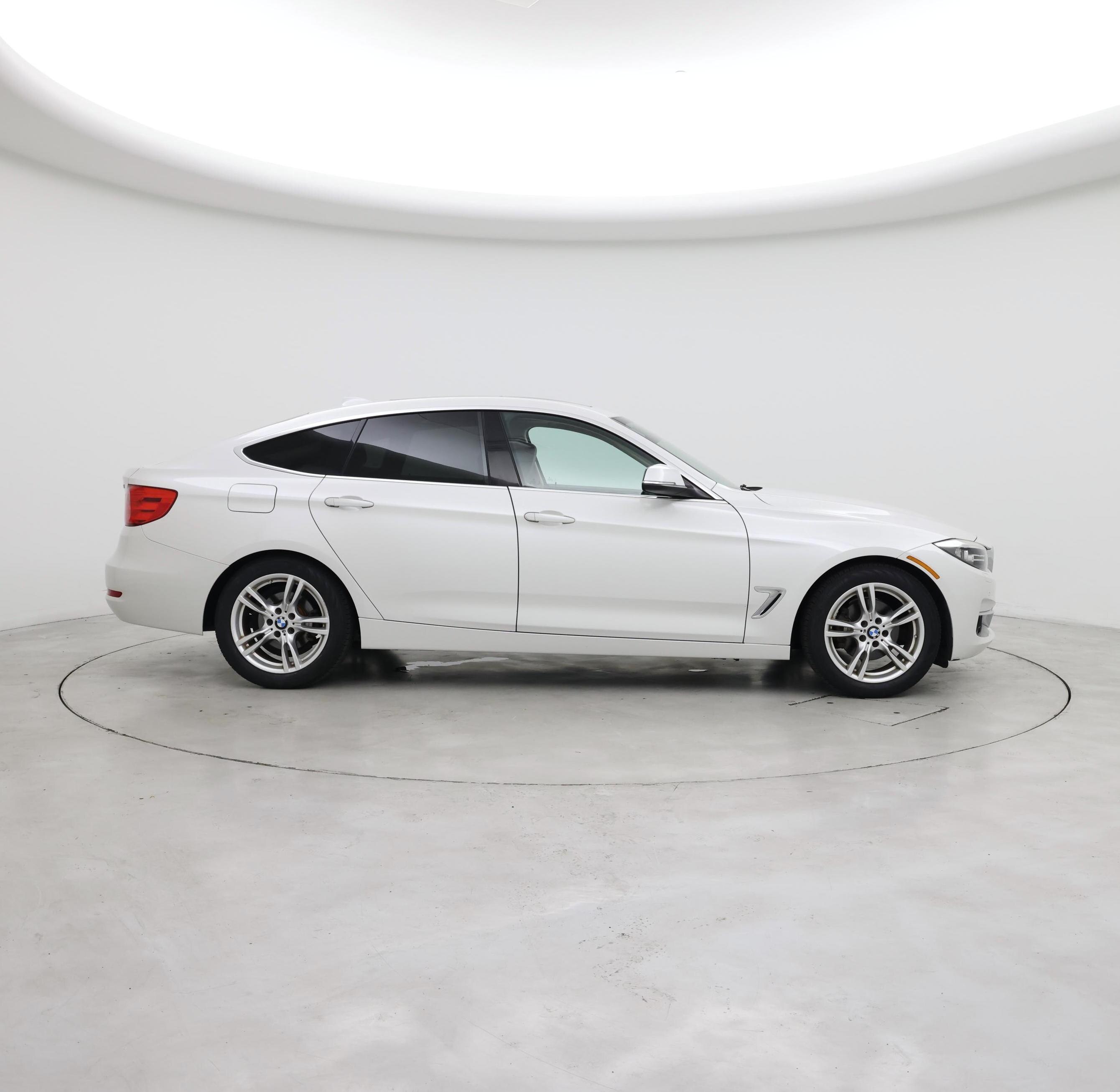 Thumbnail: 2015 BMW 3 Series - 7