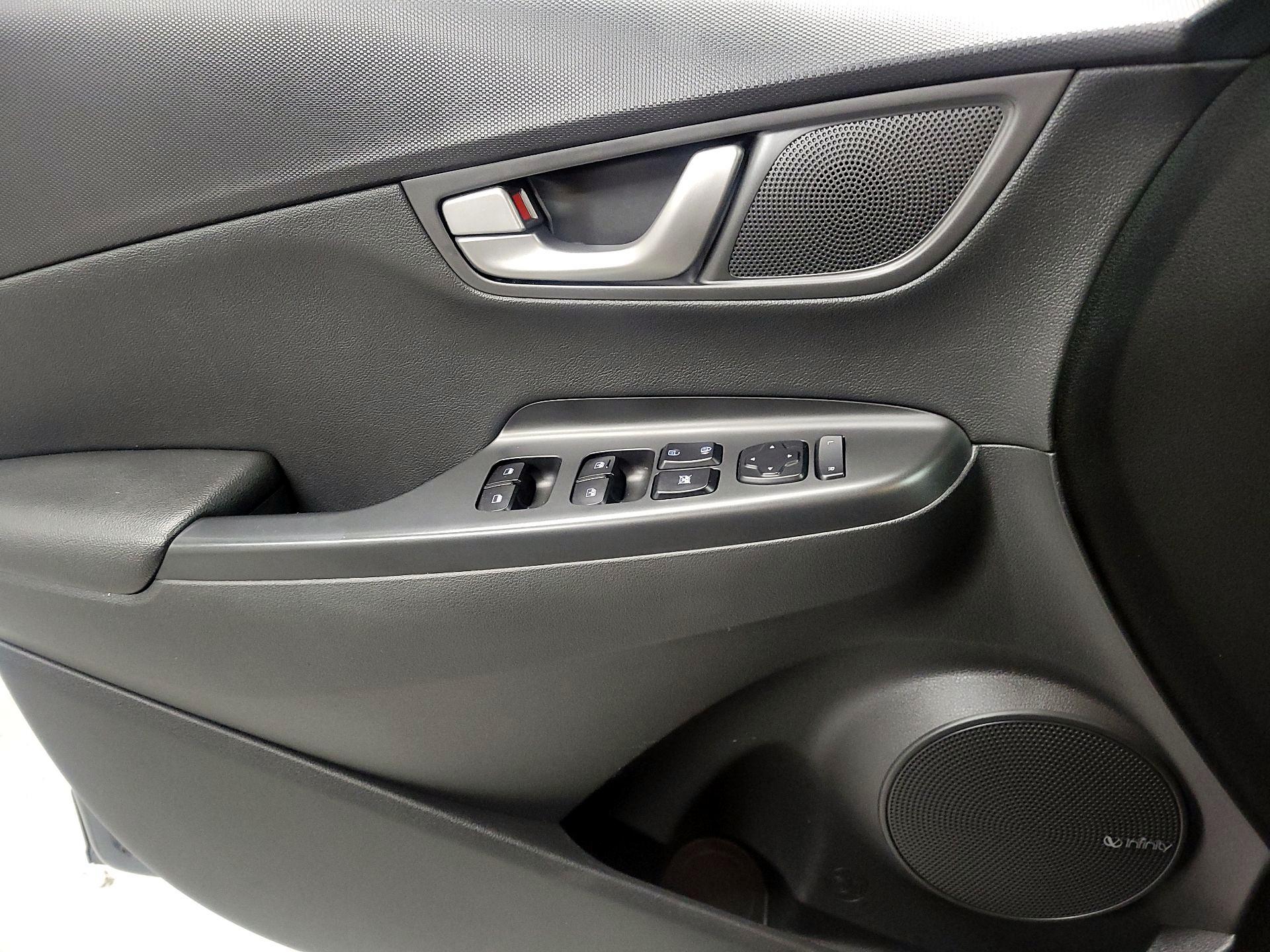 Thumbnail: 2021 Hyundai Kona - 12