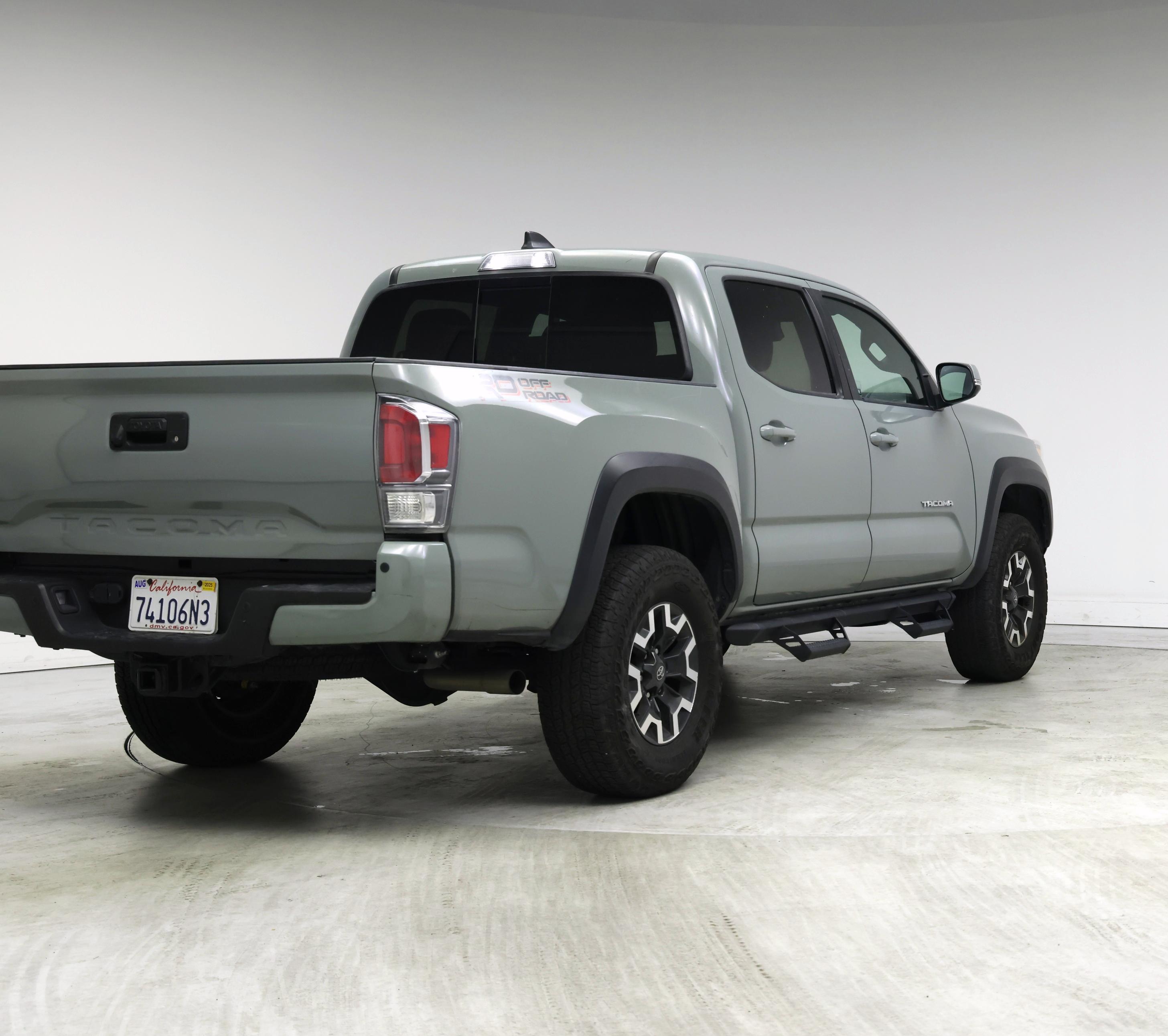 Thumbnail: 2022 Toyota Tacoma - 8