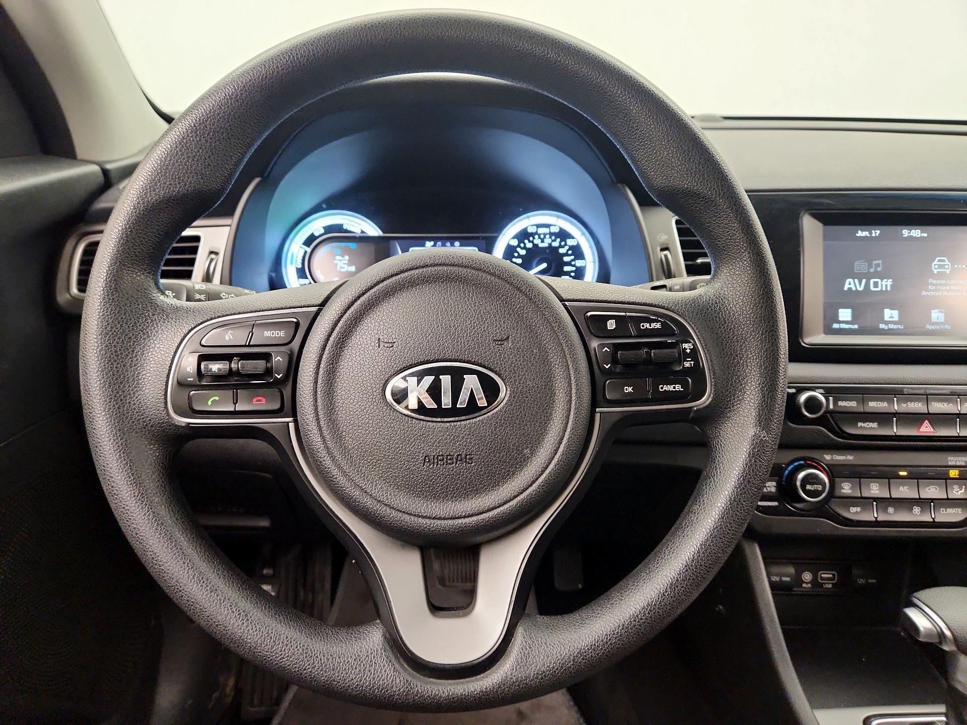Thumbnail: 2018 Kia Niro - 10