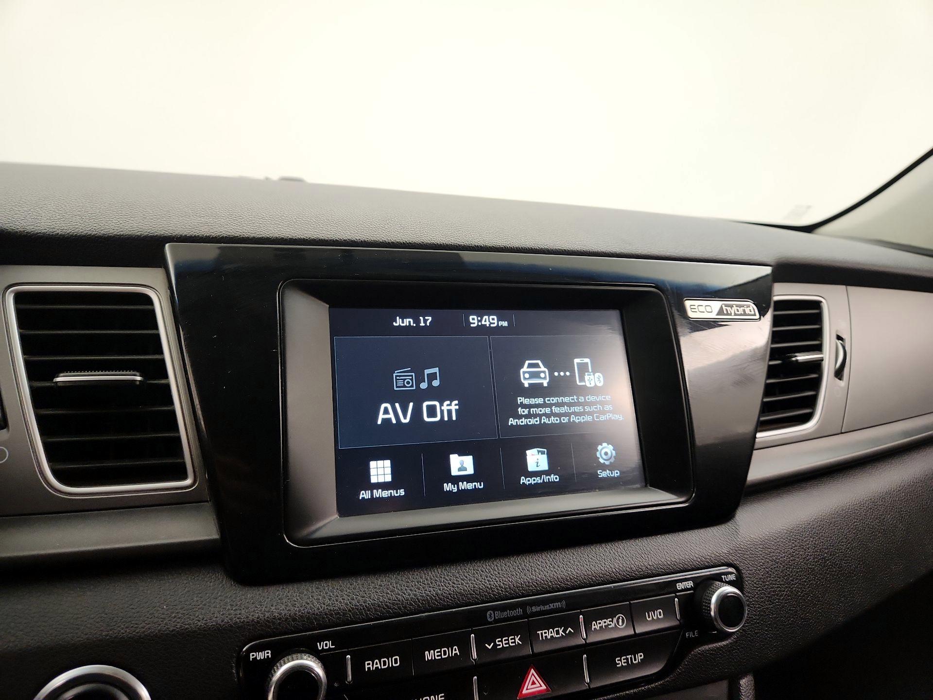 Thumbnail: 2018 Kia Niro - 15