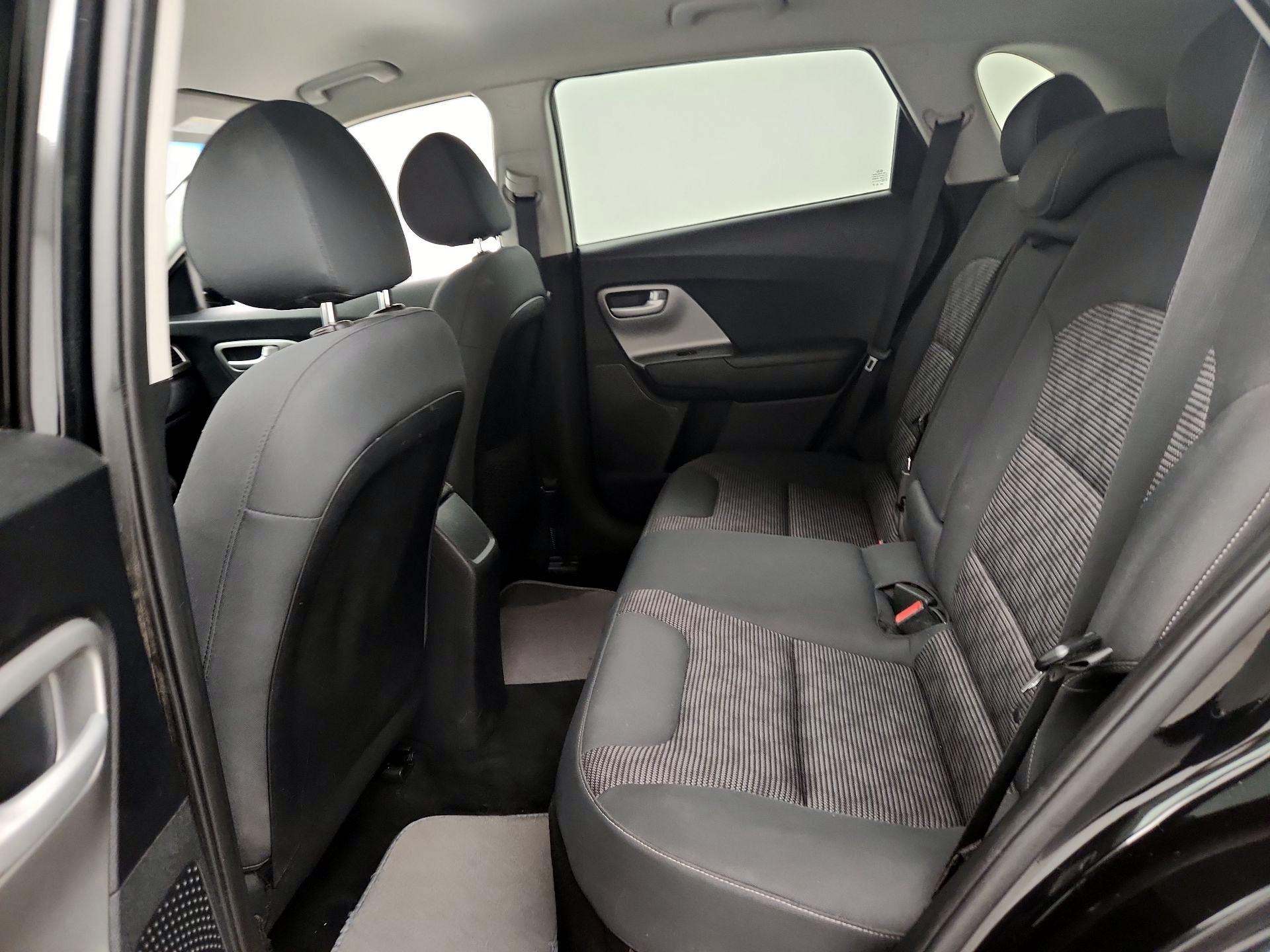 Thumbnail: 2018 Kia Niro - 19