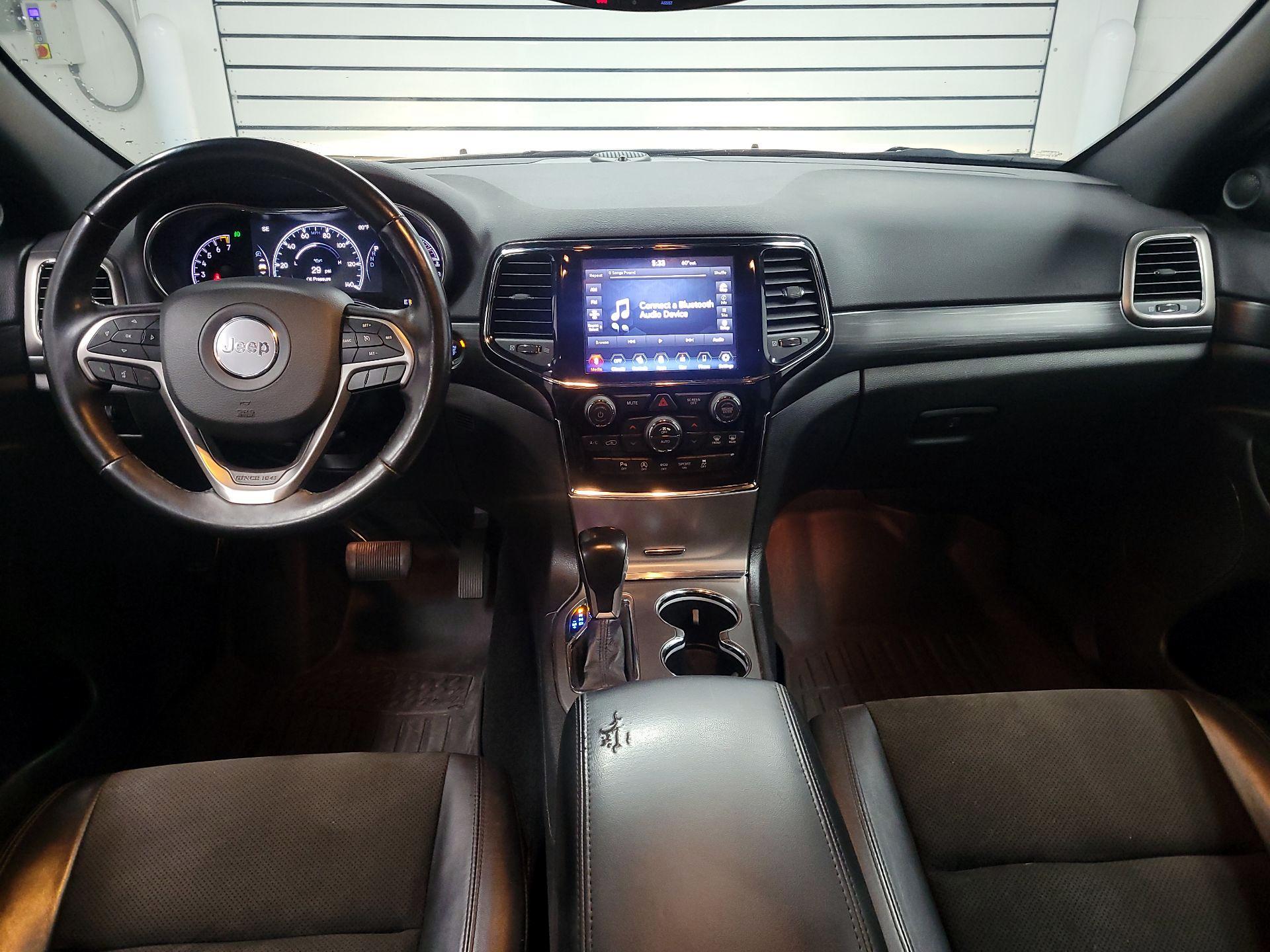 Thumbnail: 2020 Jeep Grand Cherokee - 9