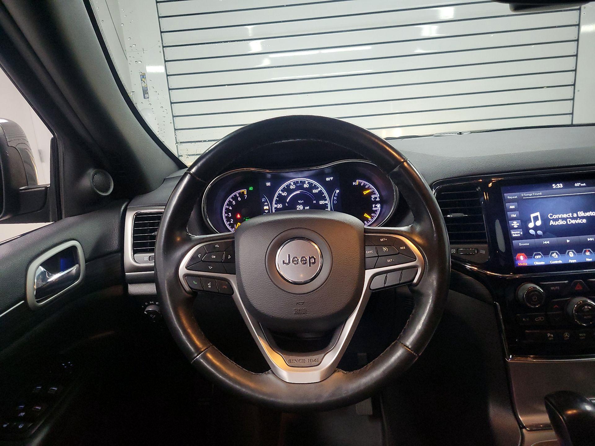 Thumbnail: 2020 Jeep Grand Cherokee - 10