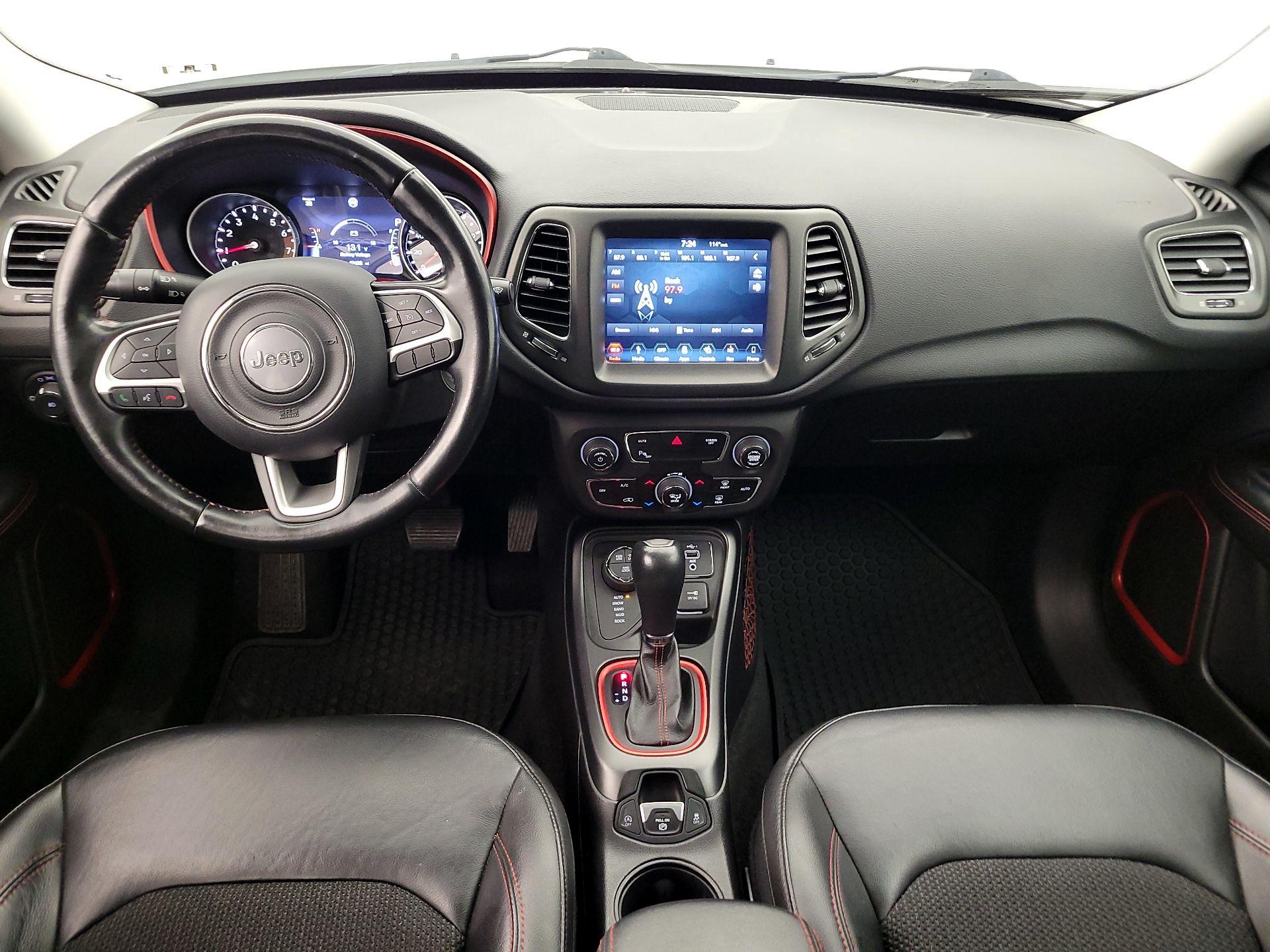 Thumbnail: 2019 Jeep Compass - 9
