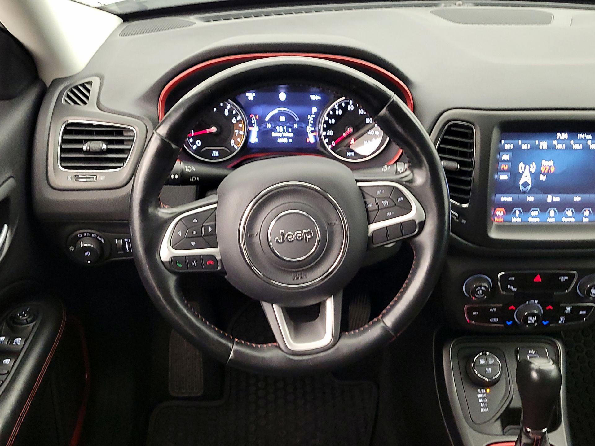 Thumbnail: 2019 Jeep Compass - 10