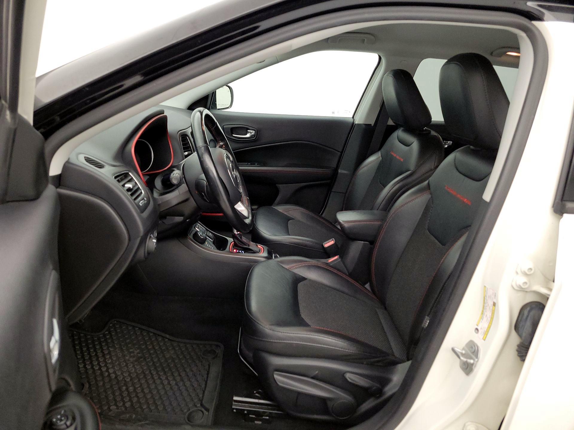 Thumbnail: 2019 Jeep Compass - 11