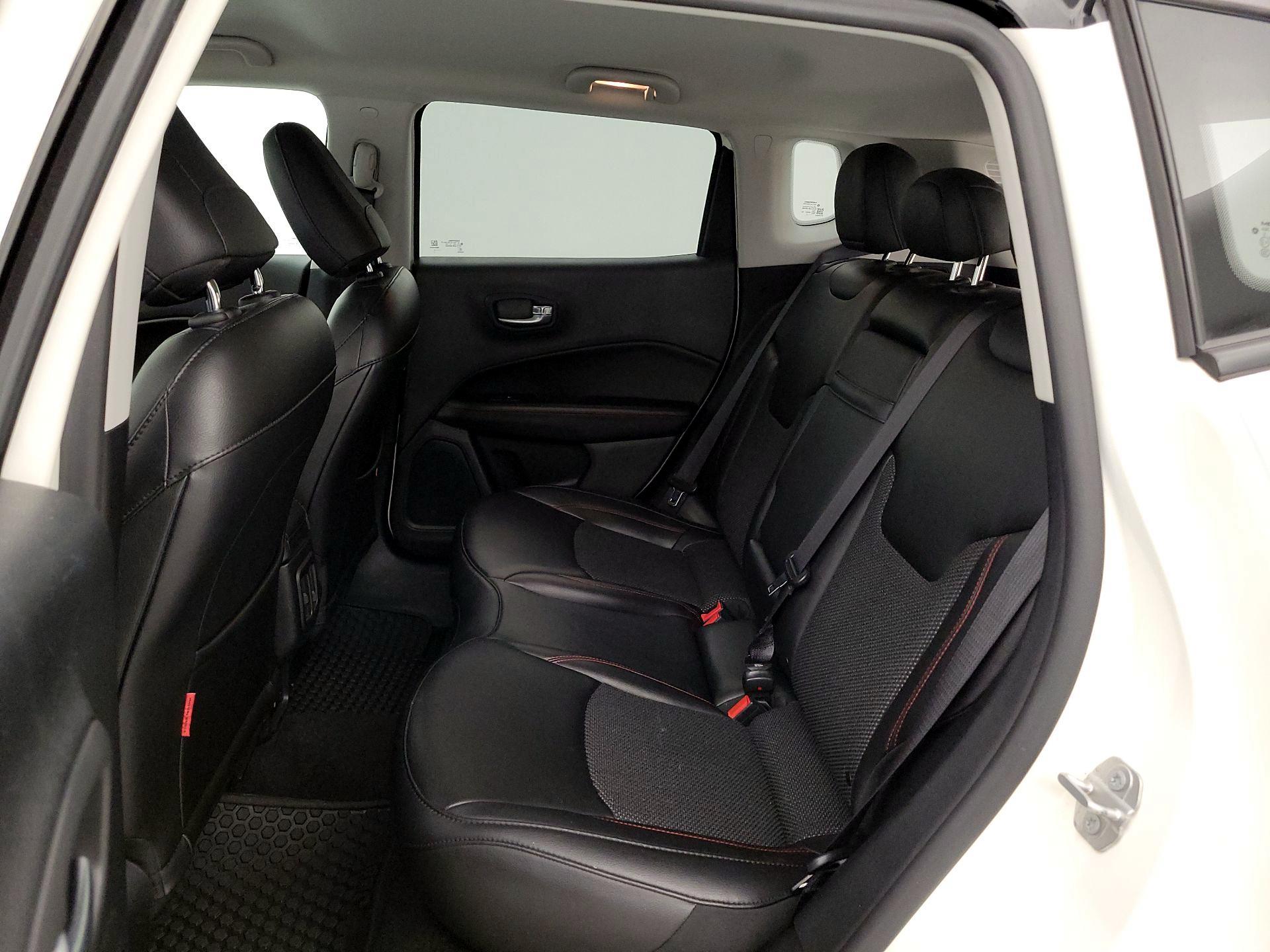 Thumbnail: 2019 Jeep Compass - 20