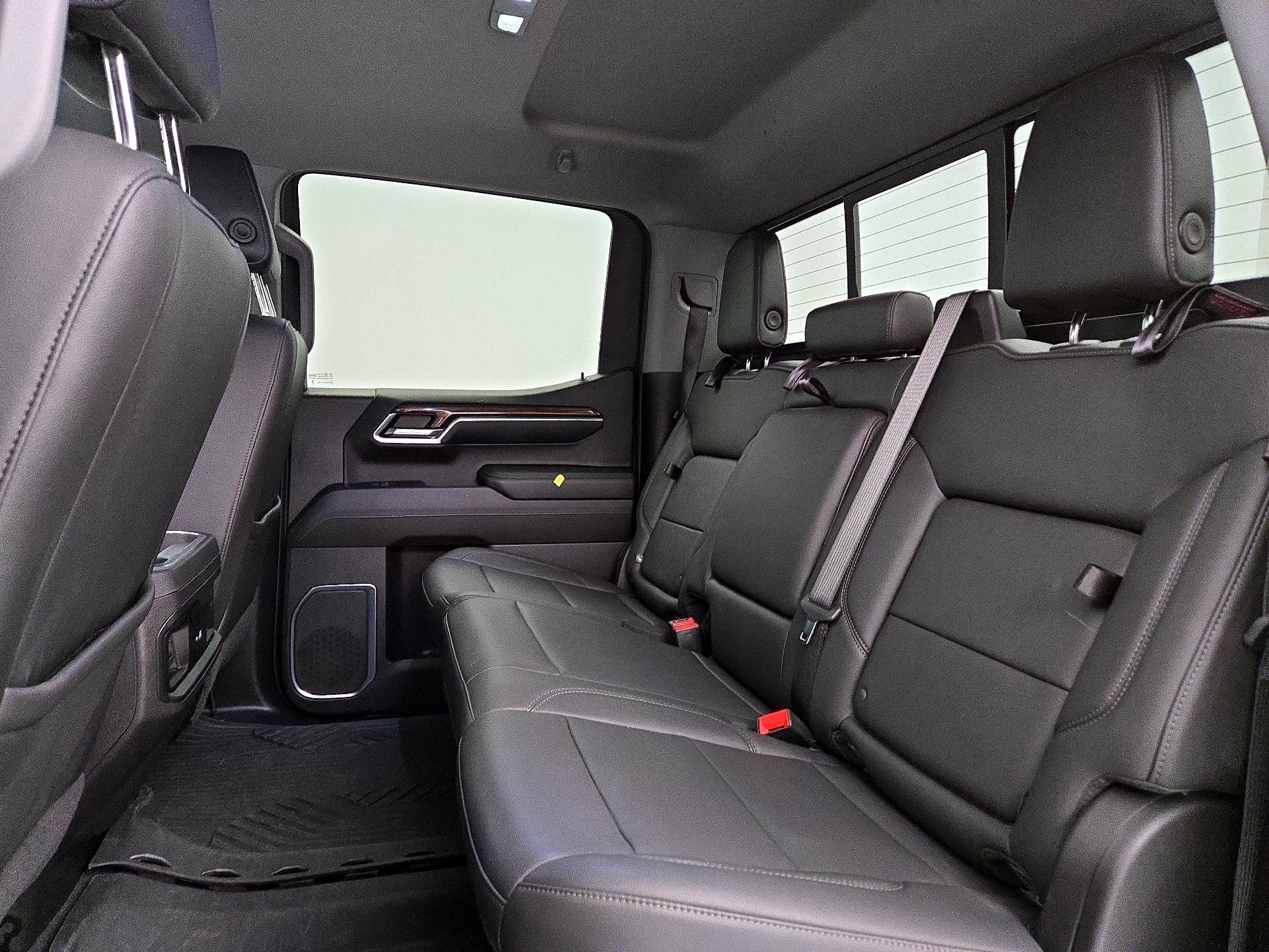 Thumbnail: 2024 Chevrolet Silverado 1500 - 20