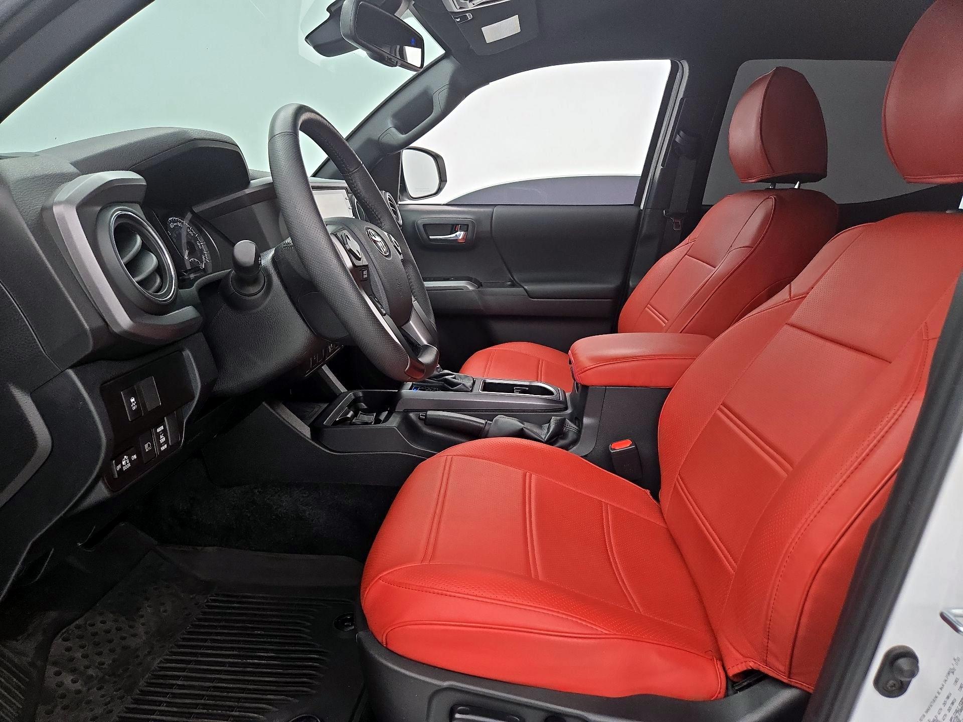 Thumbnail: 2023 Toyota Tacoma - 11