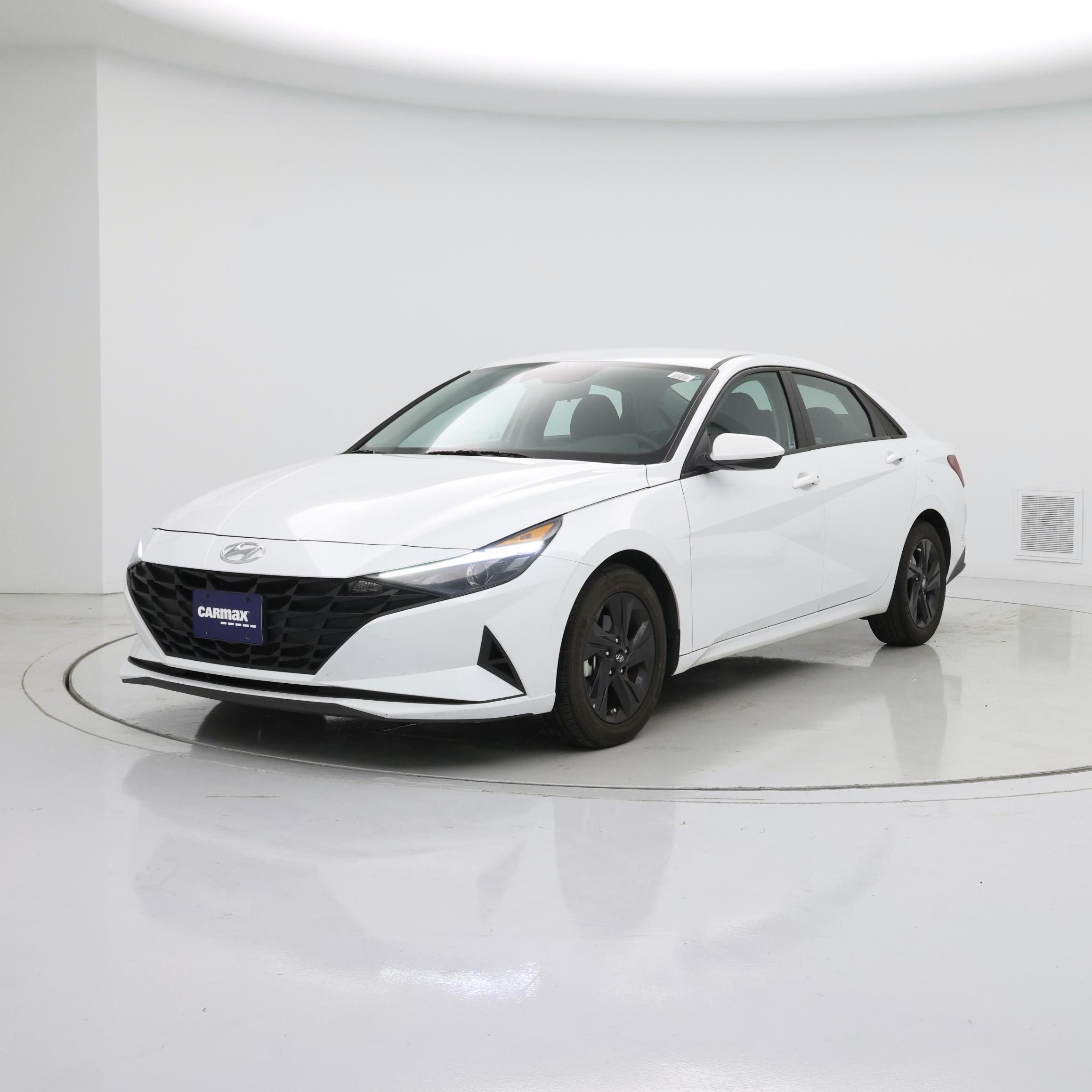Thumbnail: 2022 Hyundai Elantra - 4