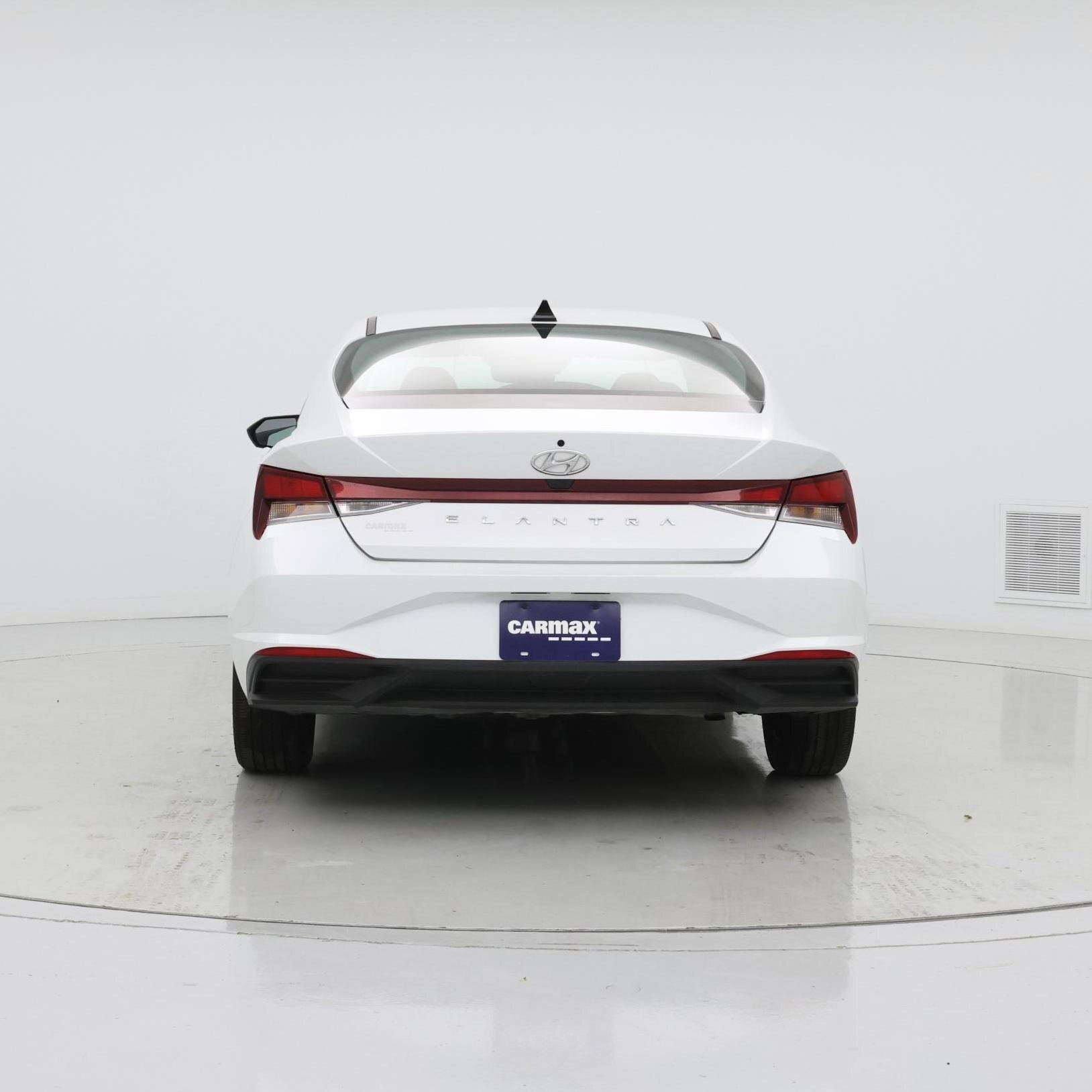 Thumbnail: 2022 Hyundai Elantra - 6