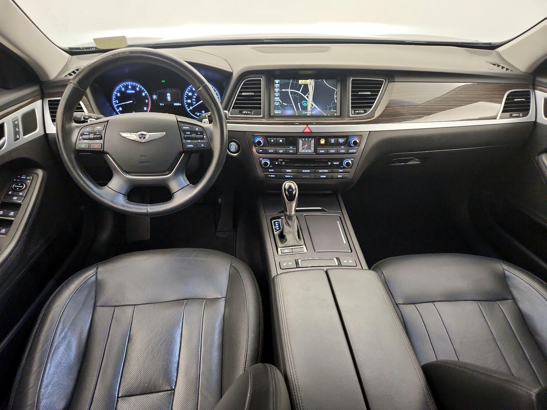 Thumbnail: 2015 Hyundai Genesis - 9