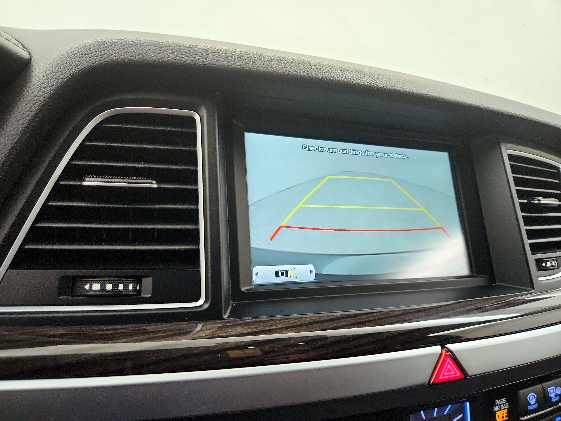 Thumbnail: 2015 Hyundai Genesis - 15