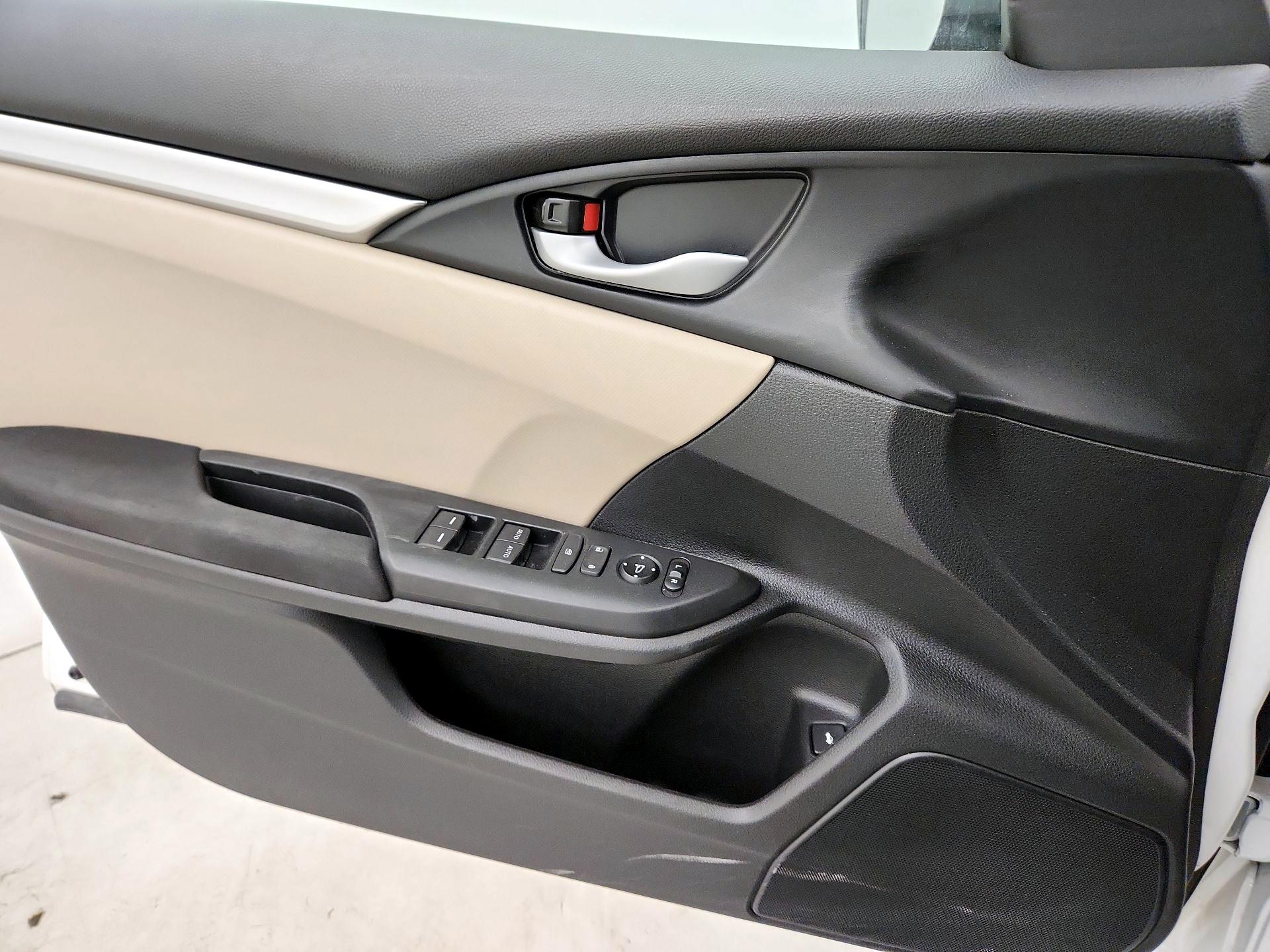 Thumbnail: 2018 Honda Civic - 12