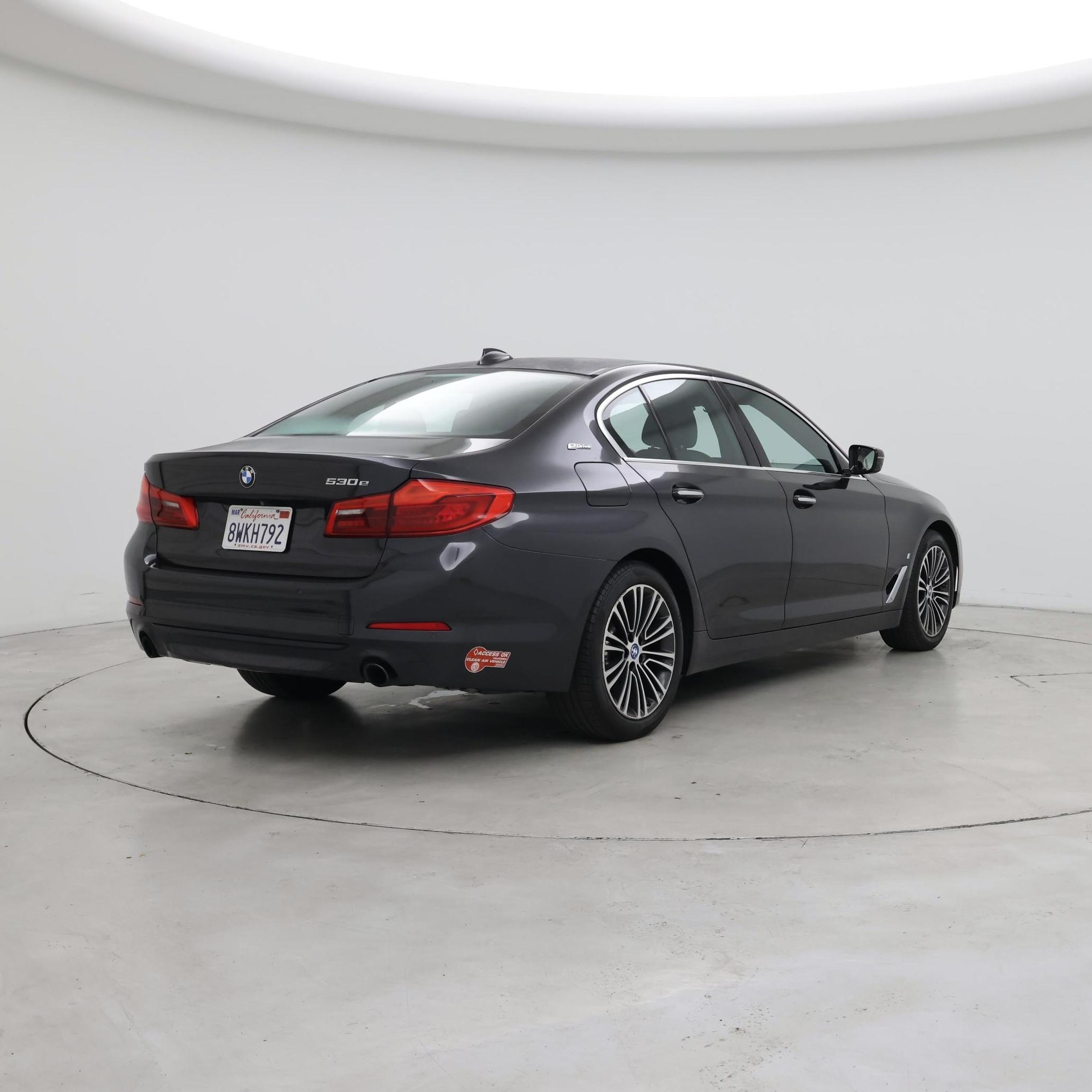 Thumbnail: 2018 BMW 5 Series - 8