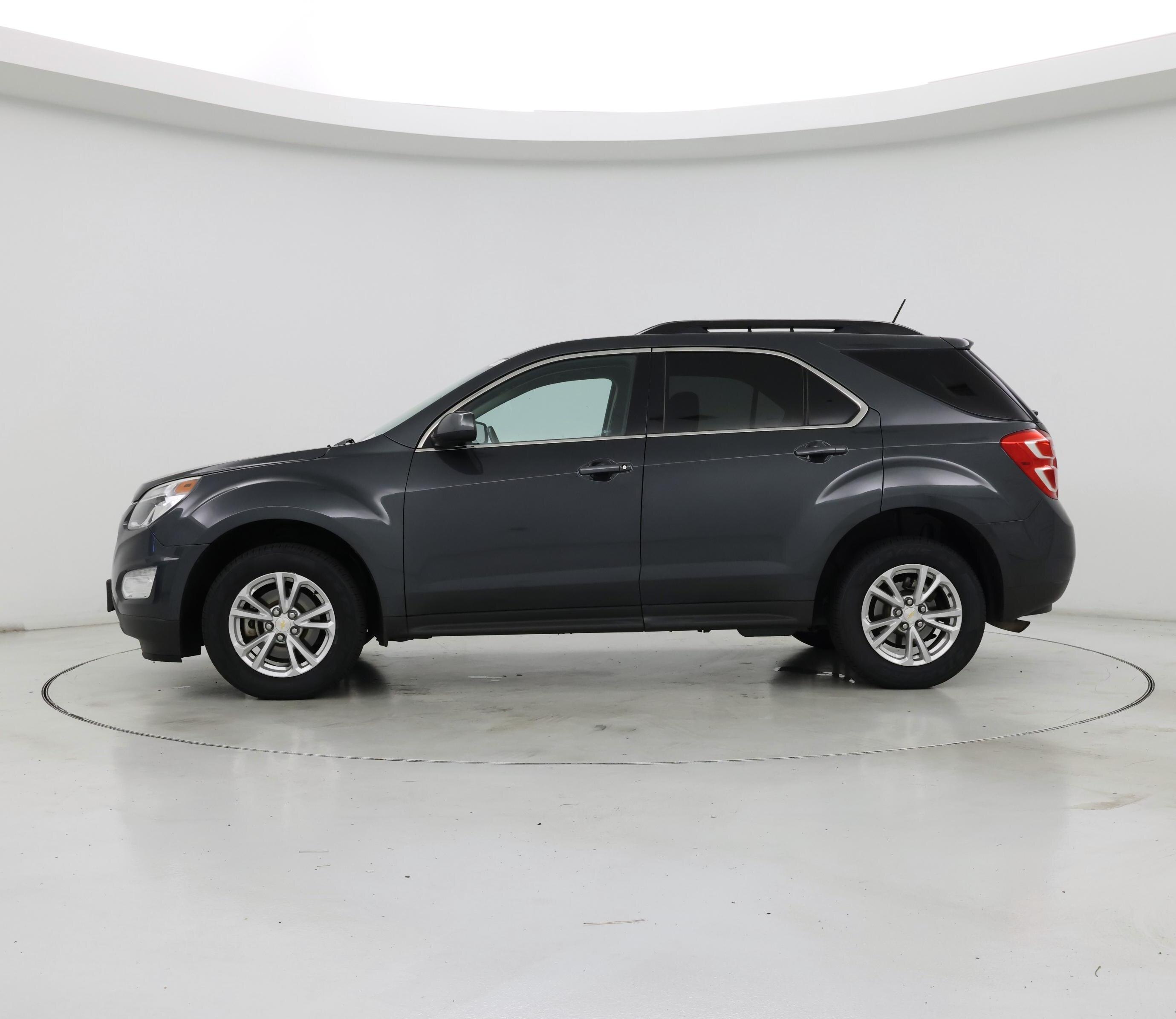 Thumbnail: 2017 Chevrolet Equinox - 3
