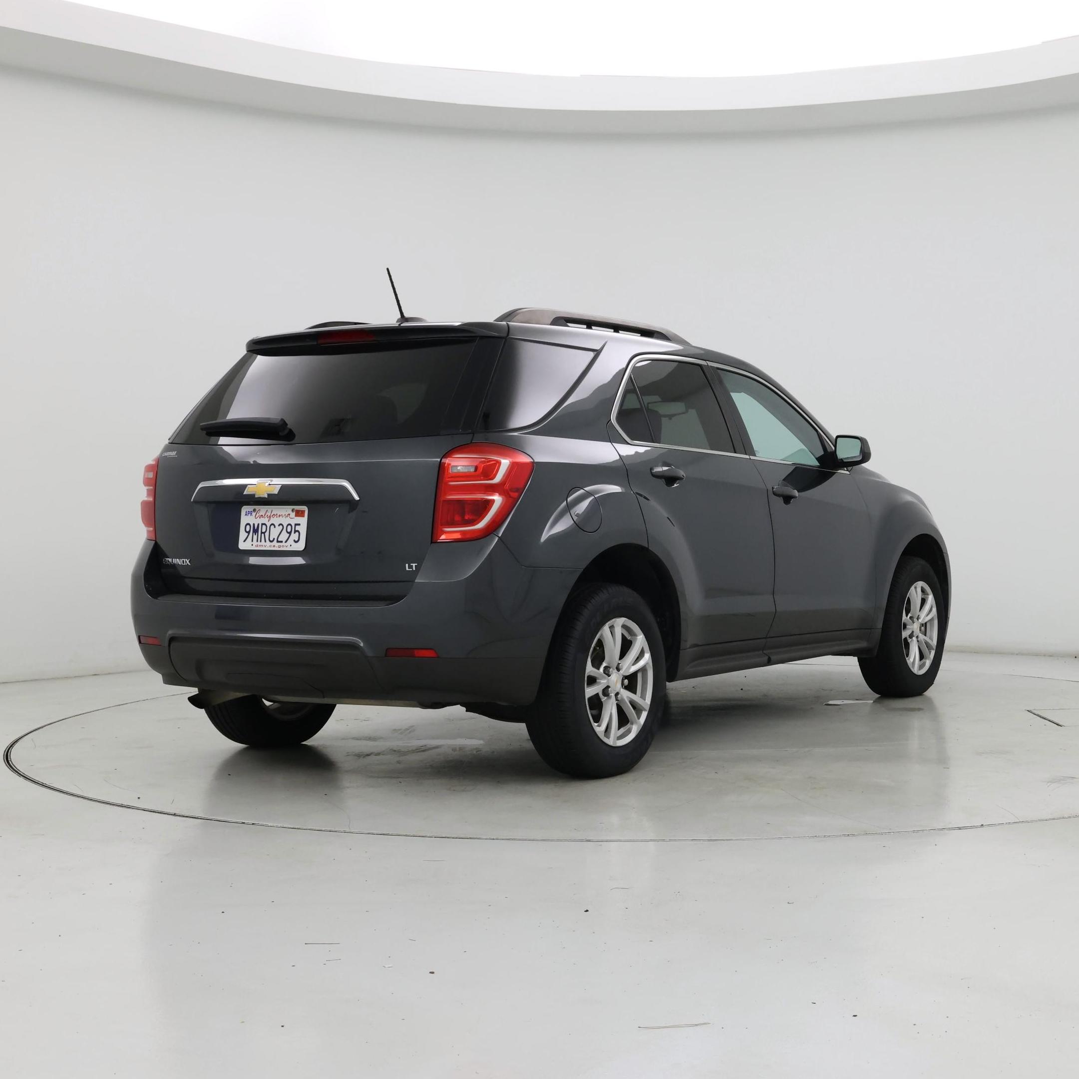 Thumbnail: 2017 Chevrolet Equinox - 8
