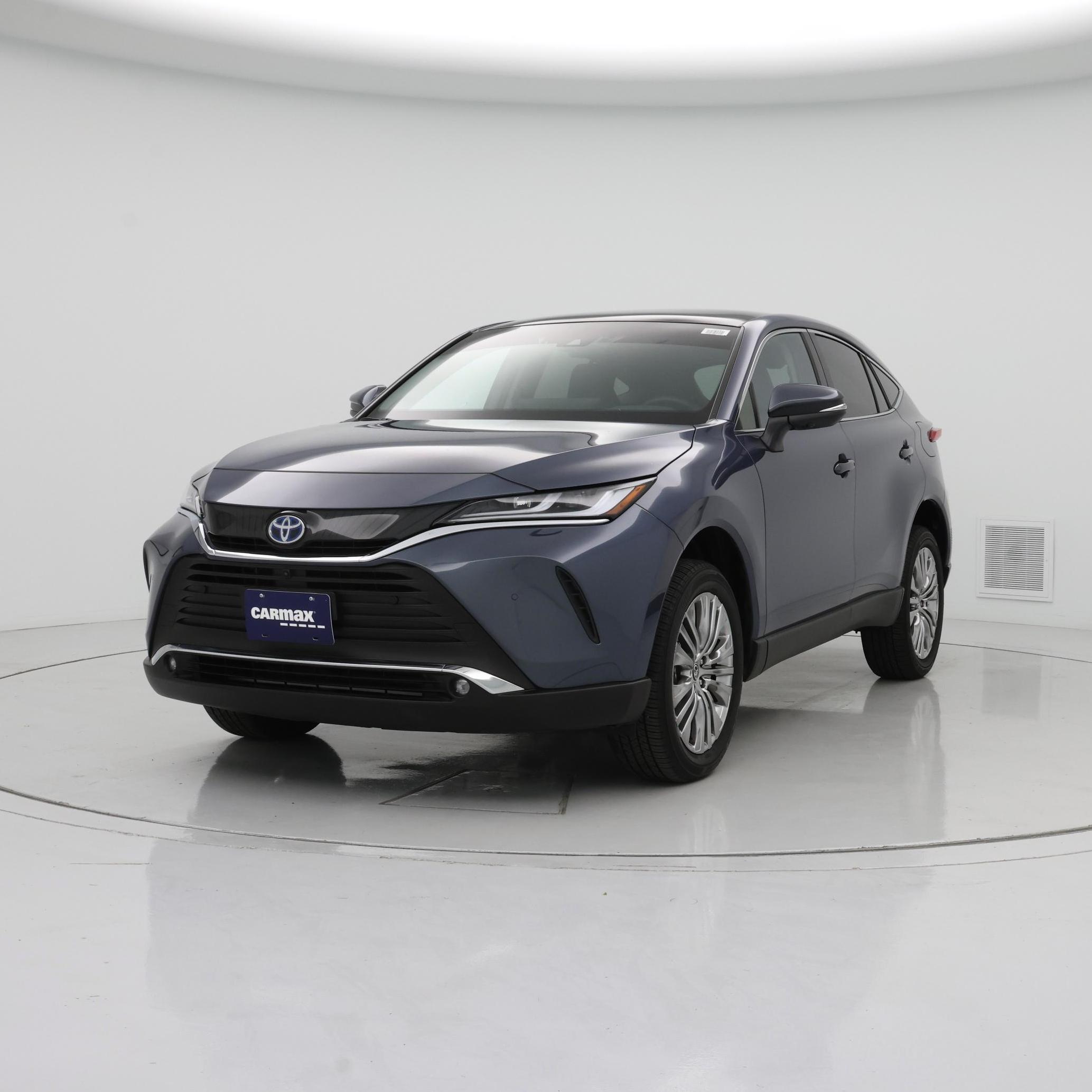 Thumbnail: 2024 Toyota Venza - 4